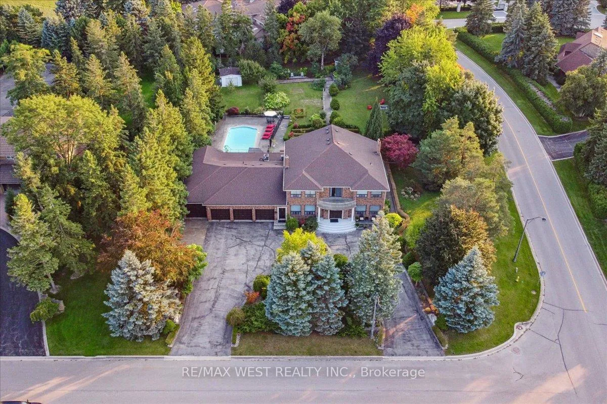 Photo 1 of 190 Sandys Drive, Vaughan, East Woodbridge — HOMEH