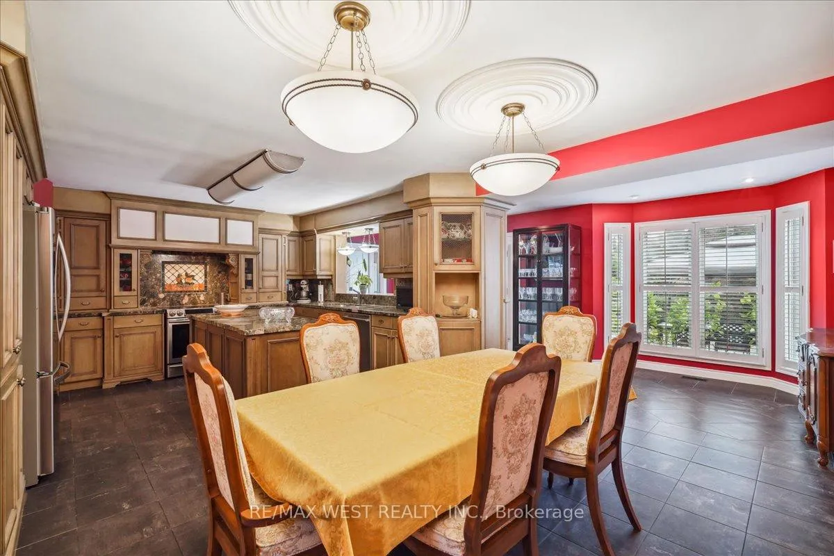 Photo 7 of 190 Sandys Drive, Vaughan, East Woodbridge — HOMEH