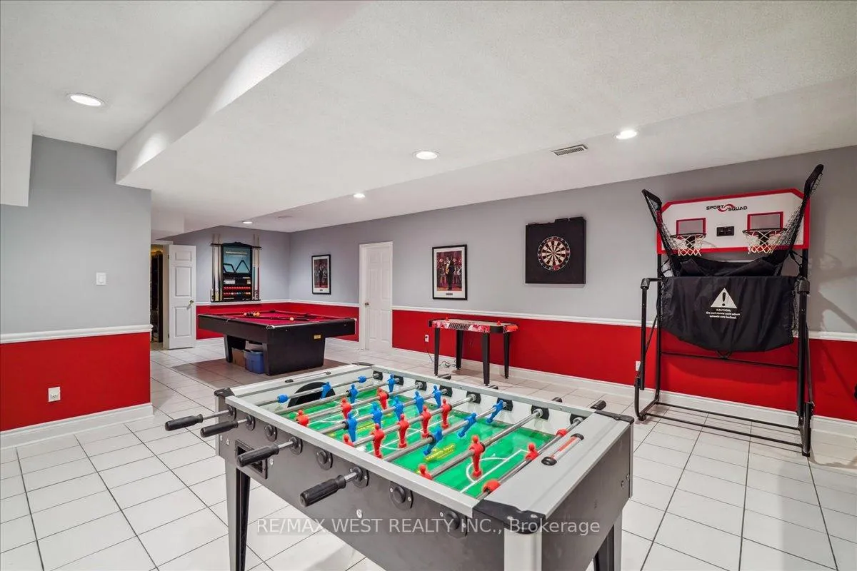 Photo 15 of 190 Sandys Drive, Vaughan, East Woodbridge — HOMEH