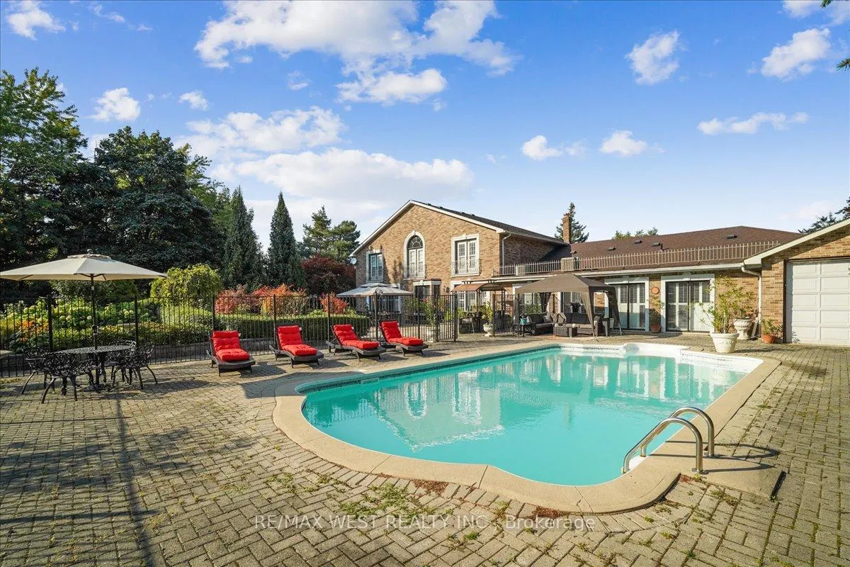 Photo 18 of 190 Sandys Drive, Vaughan, East Woodbridge — HOMEH