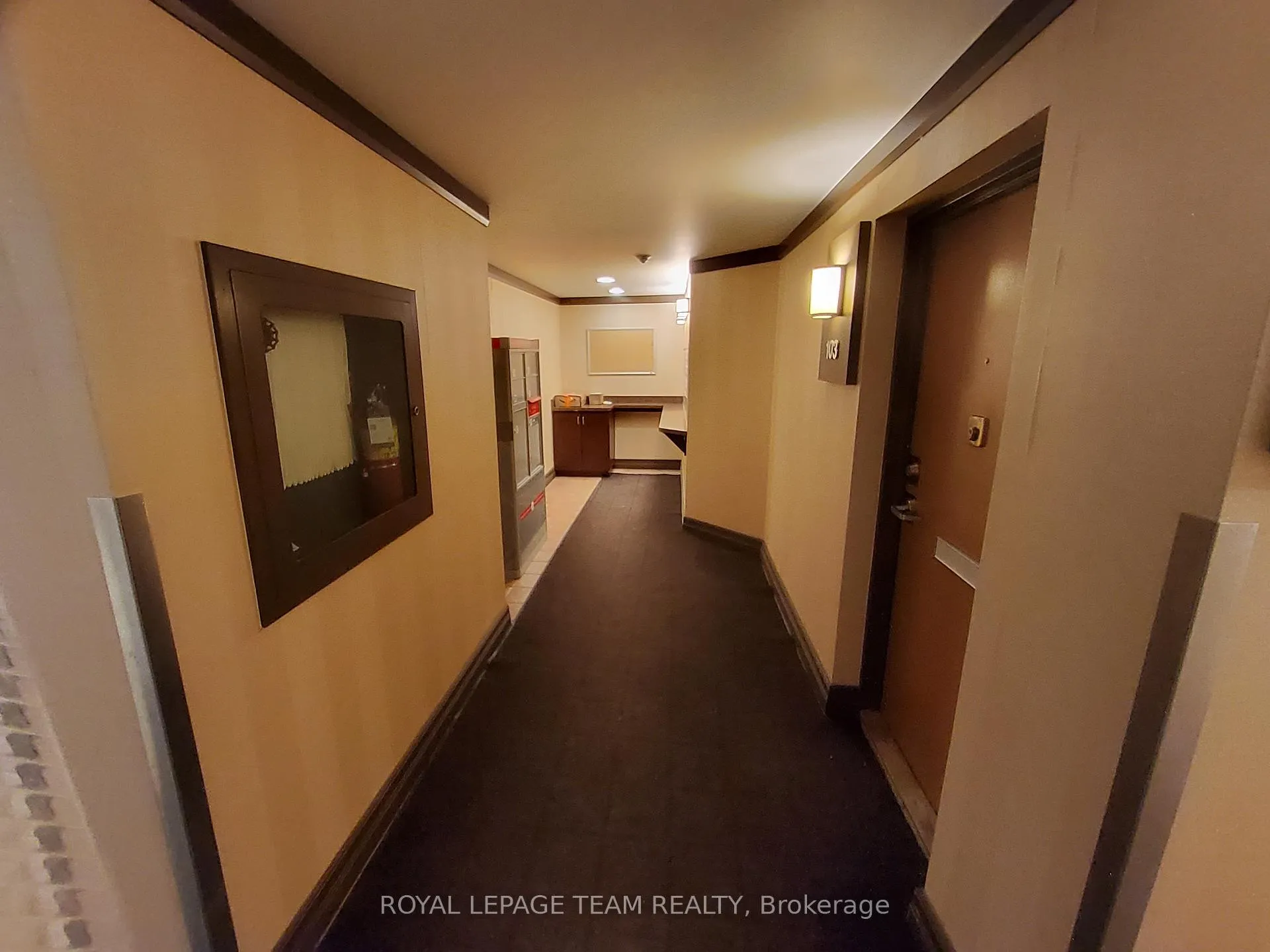 Photo 3 of Unit 304, 50 Burnside Avenue, Ottawa, Mechanicsville — HOMEH