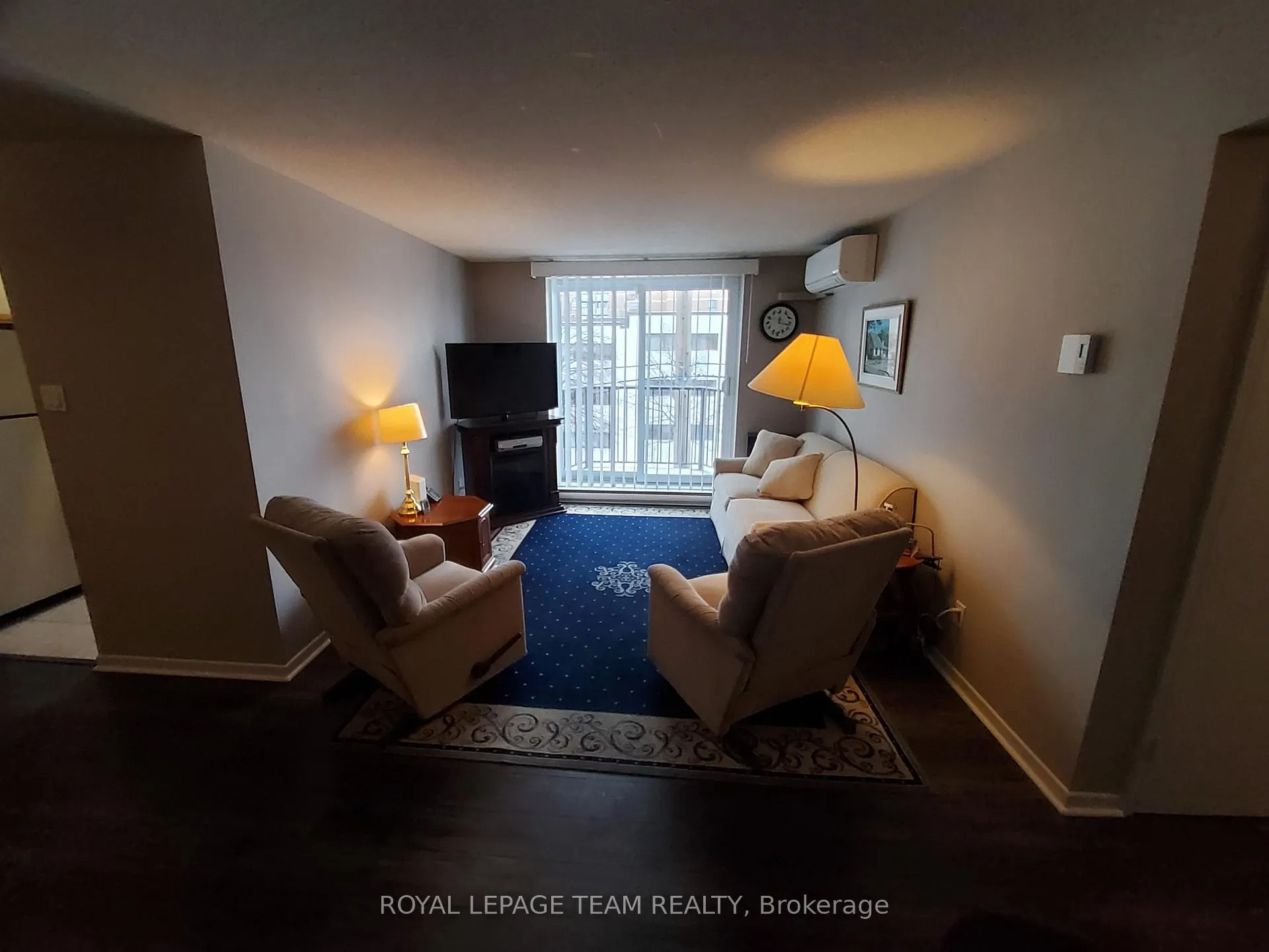 Photo 12 of Unit 304, 50 Burnside Avenue, Ottawa, Mechanicsville — HOMEH