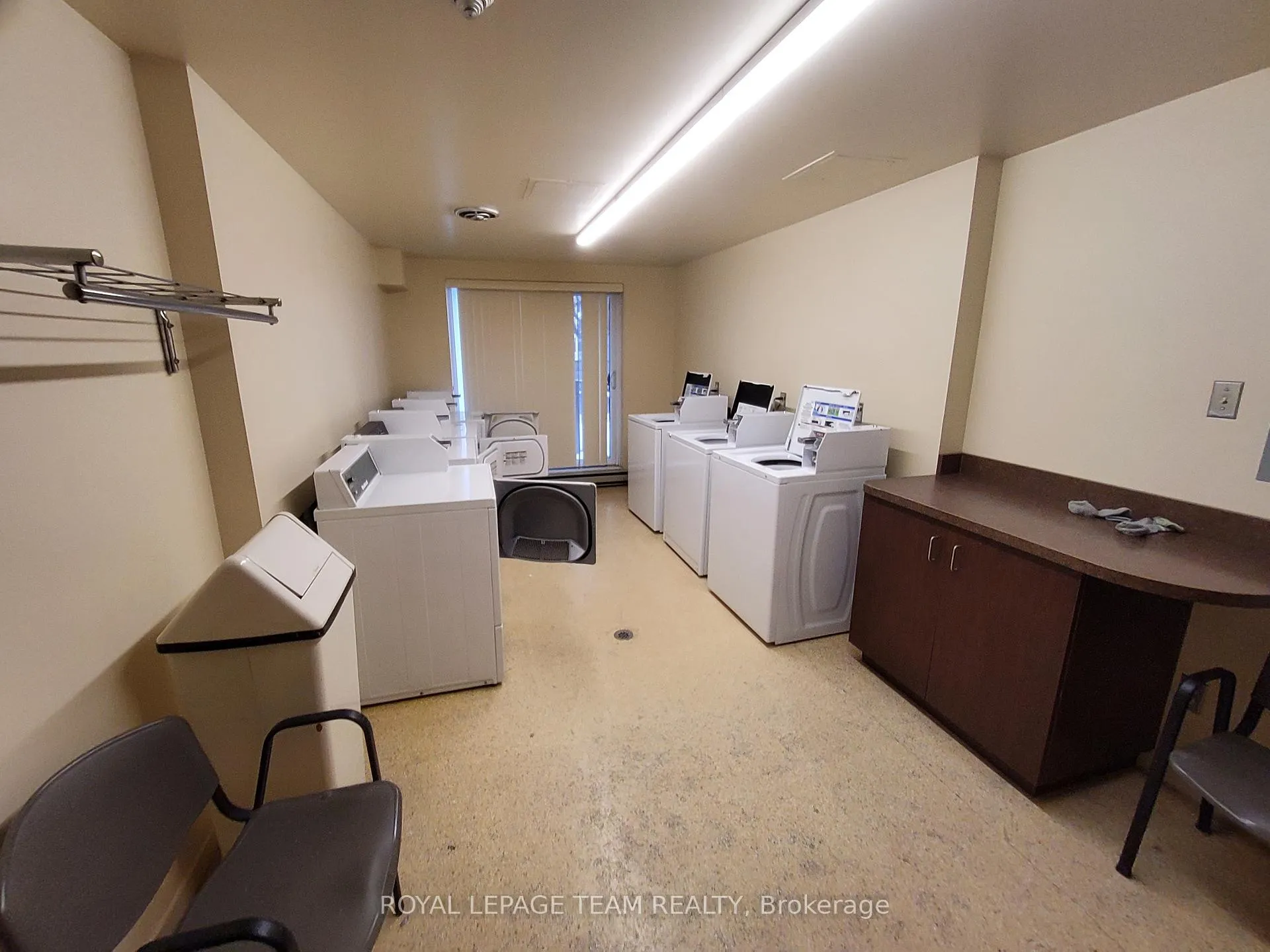 Photo 22 of Unit 304, 50 Burnside Avenue, Ottawa, Mechanicsville — HOMEH