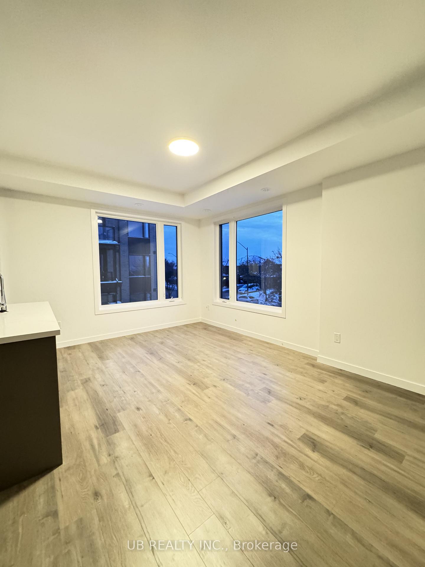 Photo 8 of Unit 31, 113 Marydale Avenue, Markham, Middlefield — HOMEH