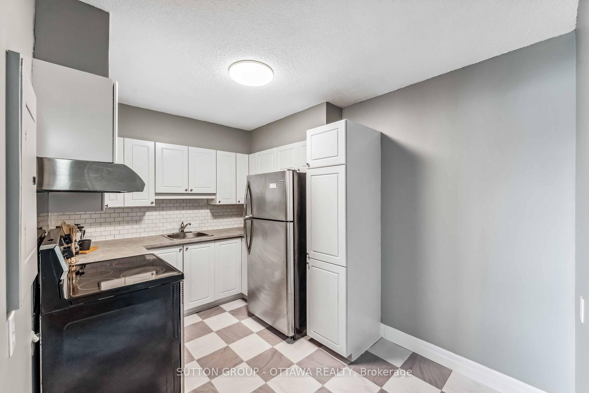 Photo 15 of Unit 1006, 158A McArthur Avenue, Ottawa, Vanier — HOMEH