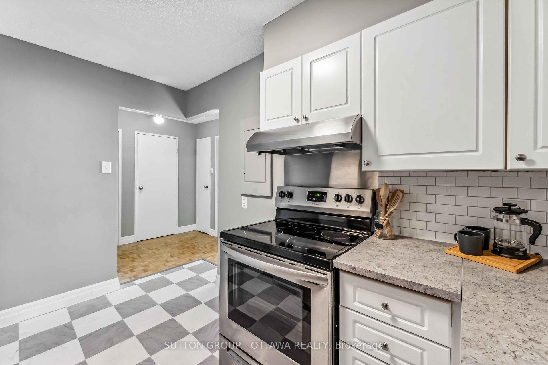 Photo 37 of Unit 1006, 158A McArthur Avenue, Ottawa, Vanier — HOMEH