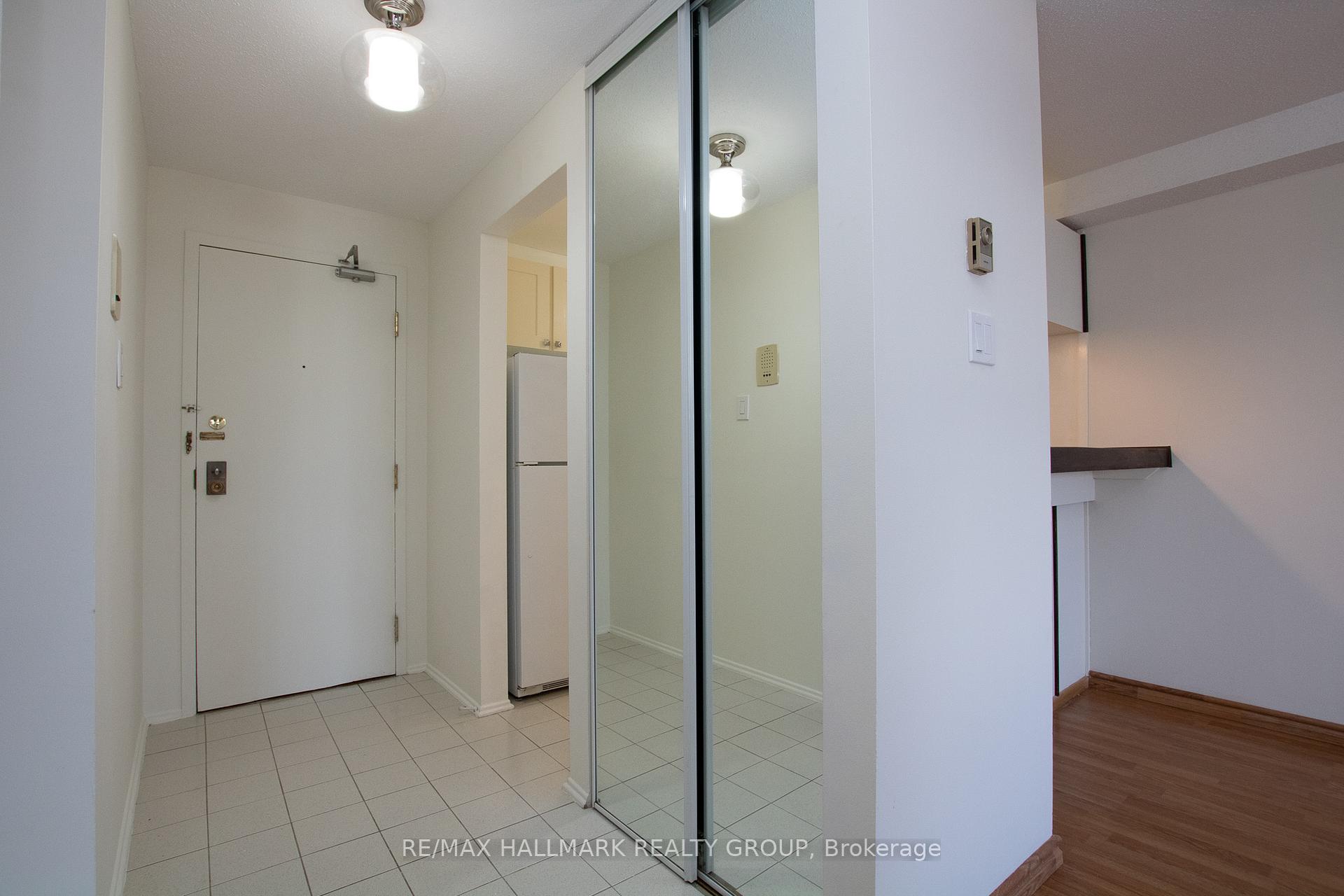 Photo 4 of Unit 210, 6376 Bilberry Drive, Ottawa, Orleans Wood — HOMEH