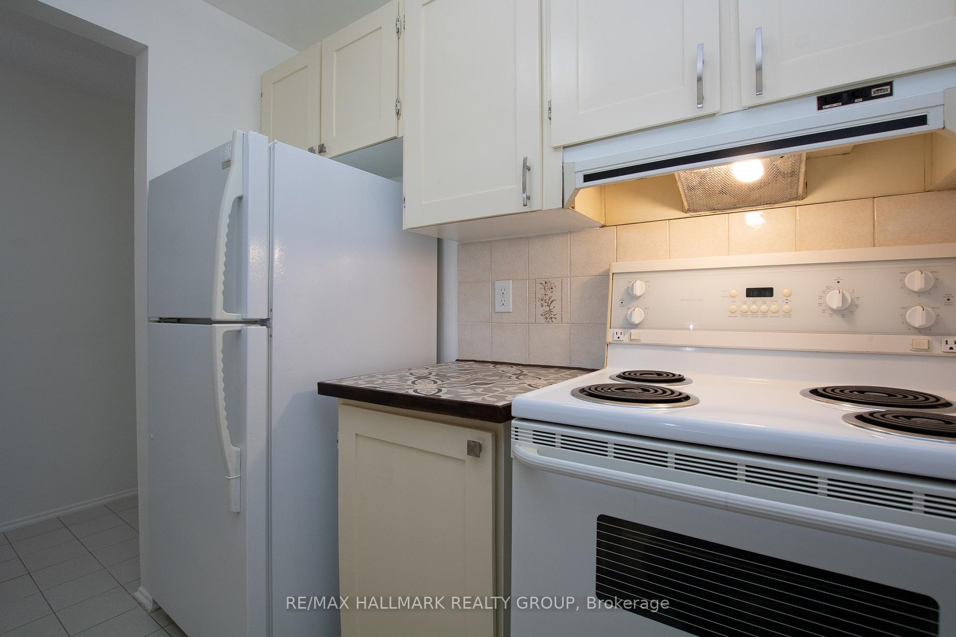 Photo 9 of Unit 210, 6376 Bilberry Drive, Ottawa, Orleans Wood — HOMEH