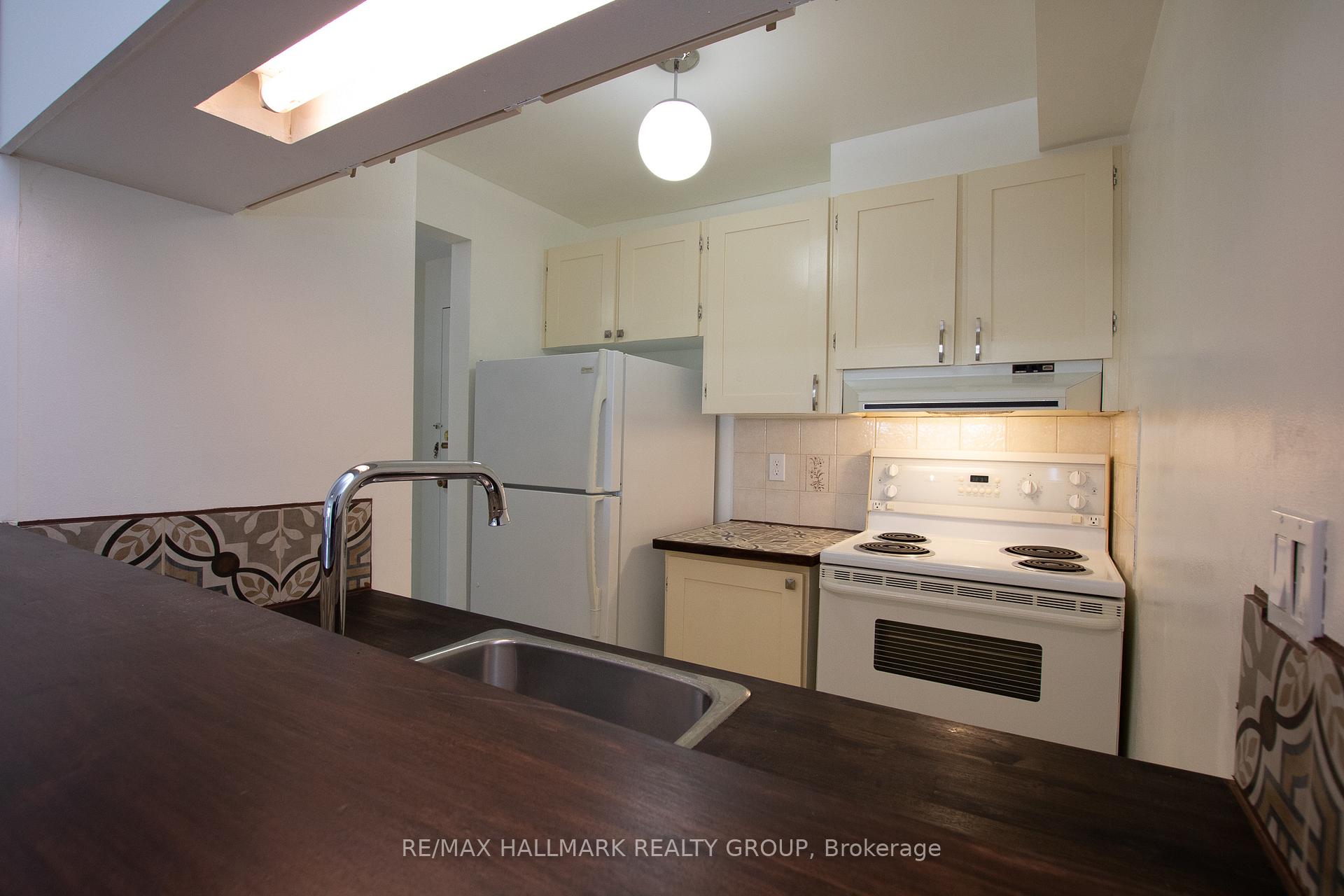 Photo 11 of Unit 210, 6376 Bilberry Drive, Ottawa, Orleans Wood — HOMEH