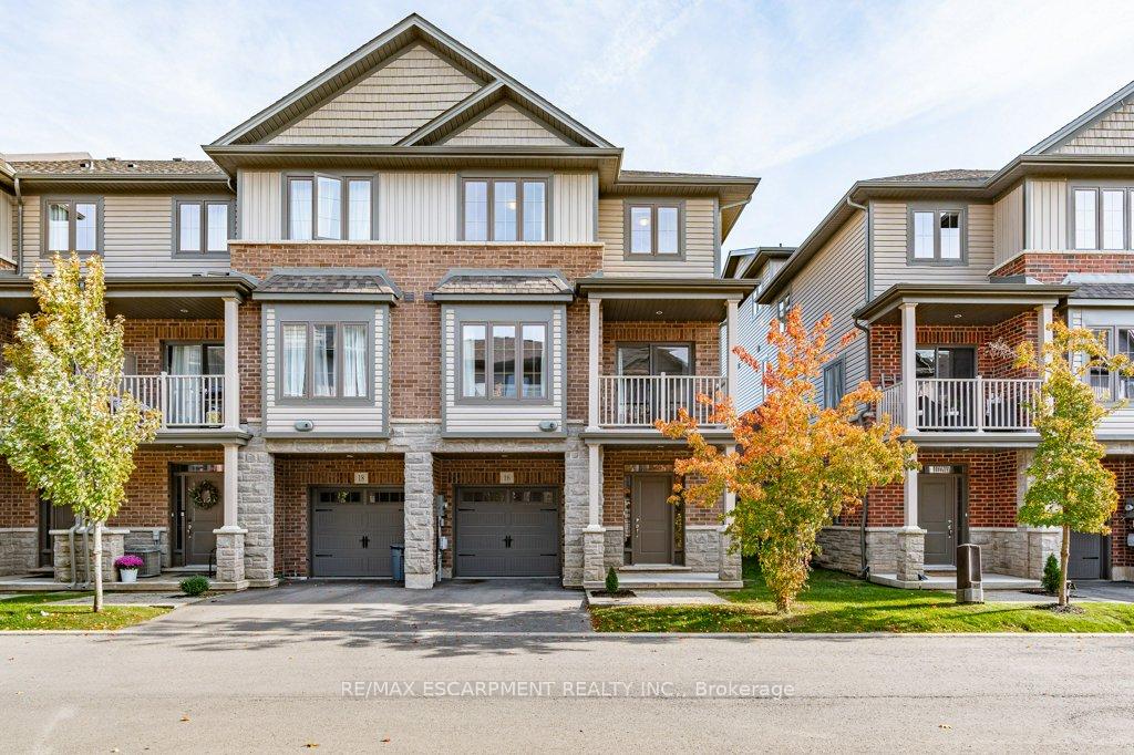 Photo 1 of 16 Ridgeside Lane, Hamilton, Waterdown — HOMEH