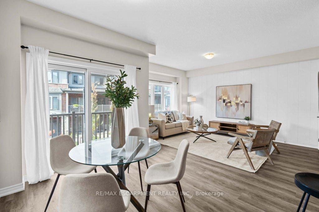 Photo 13 of 16 Ridgeside Lane, Hamilton, Waterdown — HOMEH