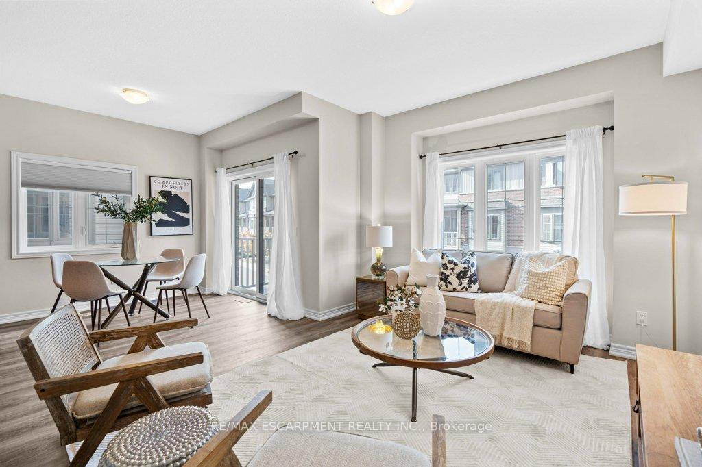 Photo 18 of 16 Ridgeside Lane, Hamilton, Waterdown — HOMEH