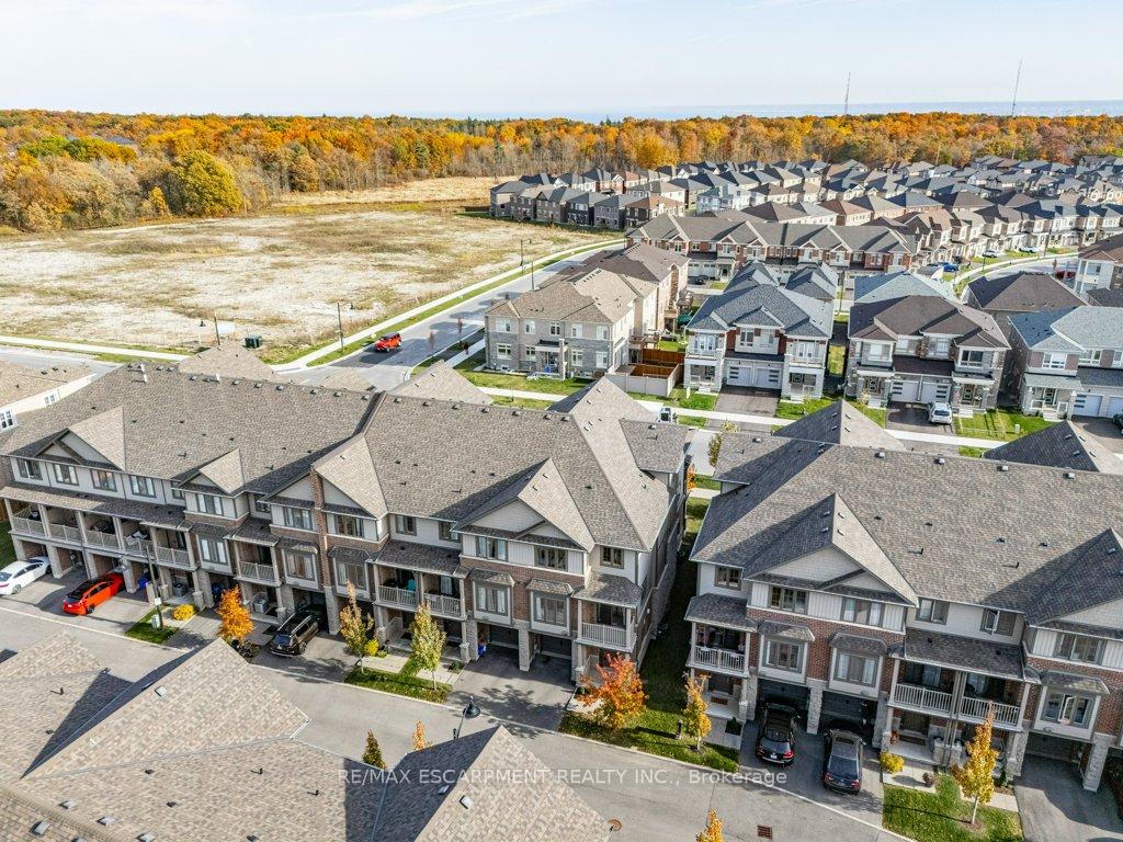 Photo 35 of 16 Ridgeside Lane, Hamilton, Waterdown — HOMEH