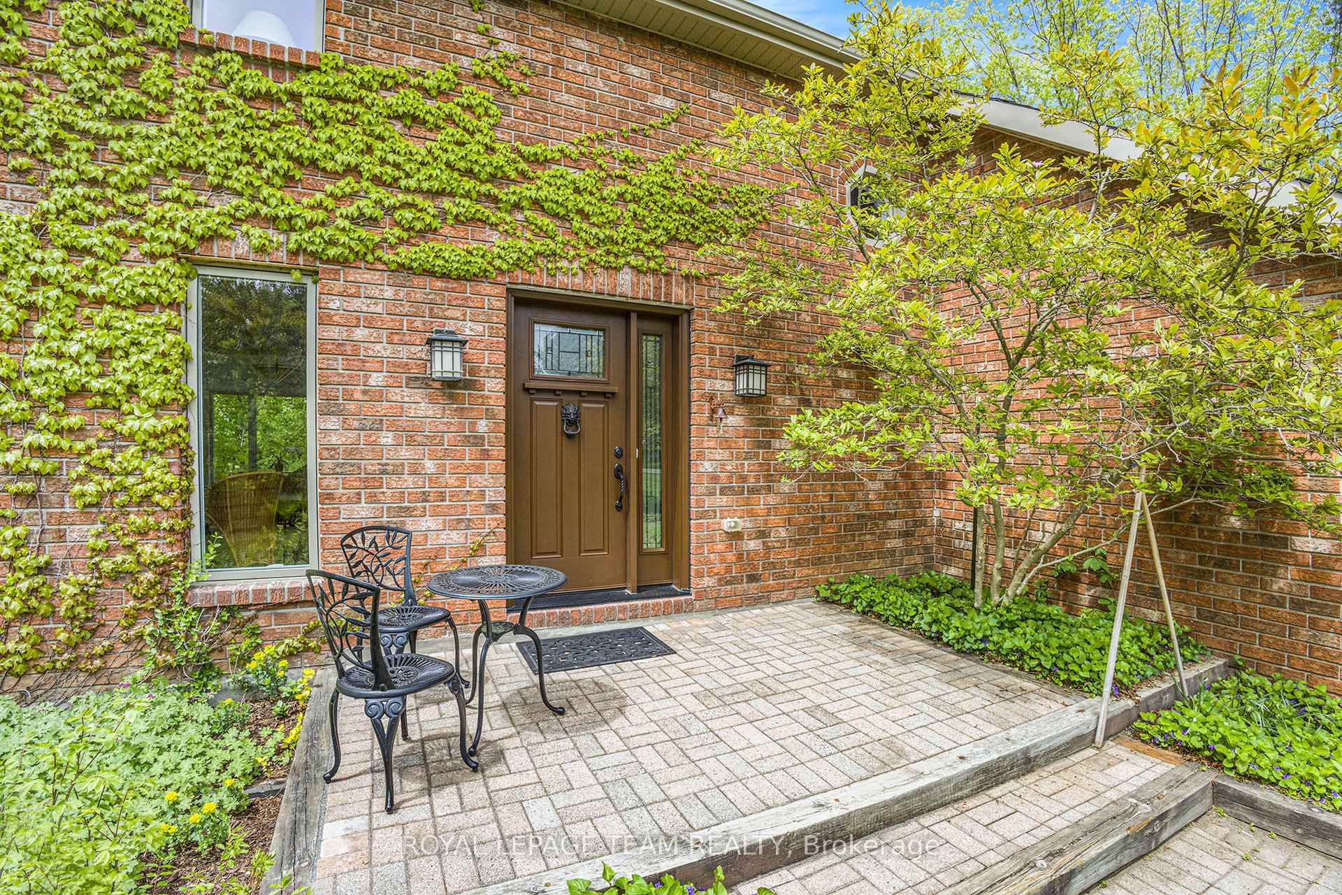 Photo 7 of 2259 Fitzroy Street, Ottawa, Fitzroy — HOMEH