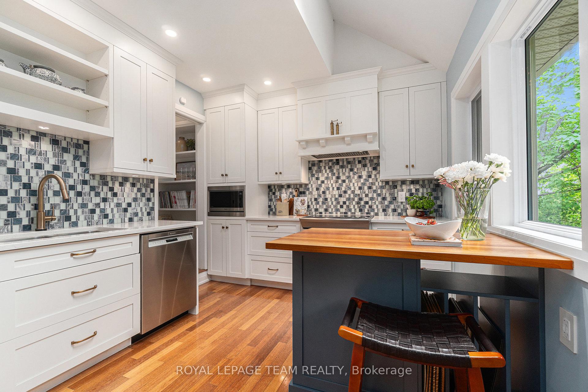 Photo 15 of 2259 Fitzroy Street, Ottawa, Fitzroy — HOMEH