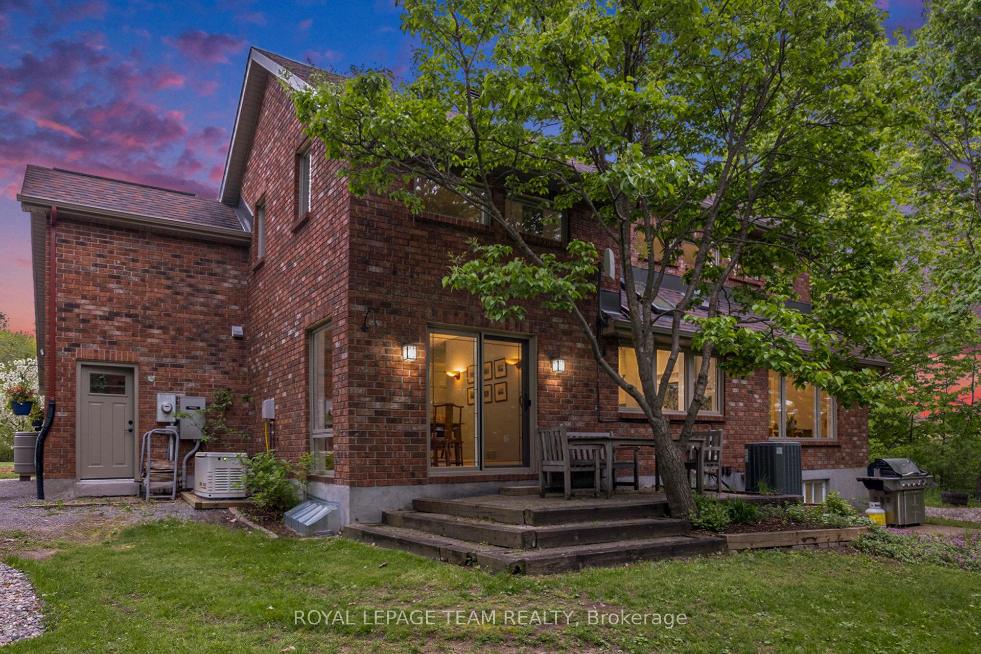 Photo 38 of 2259 Fitzroy Street, Ottawa, Fitzroy — HOMEH