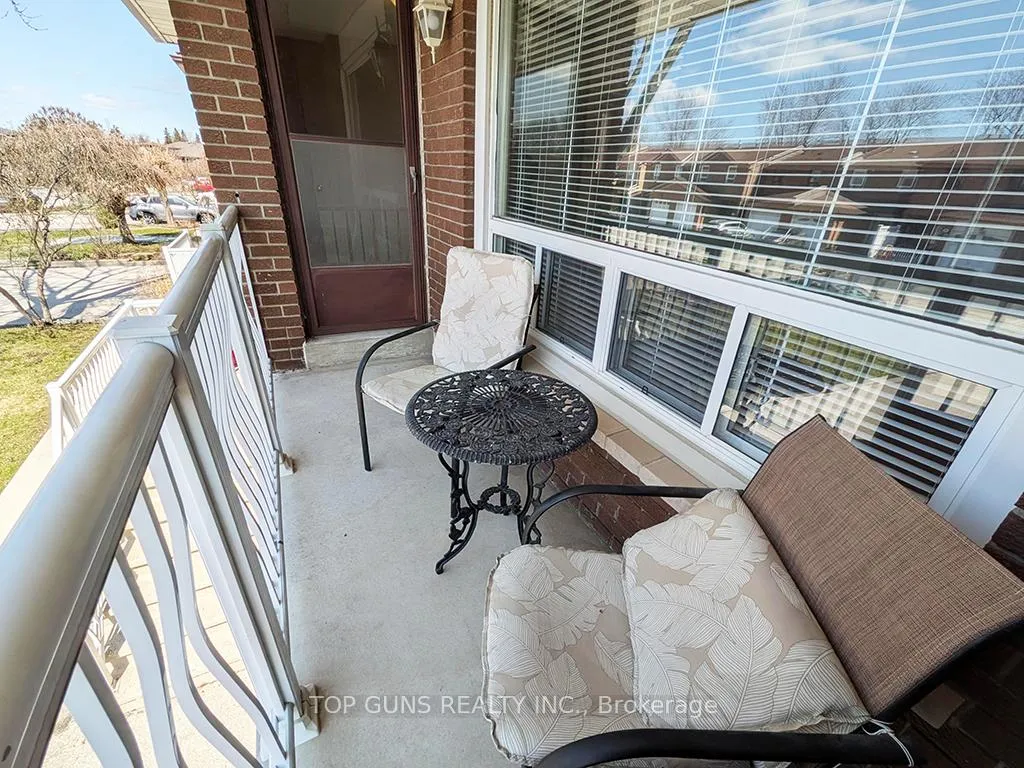 Photo 20 of Unit Upper Level, 55 Agincourt Road, Vaughan, West Woodbridge — HOMEH