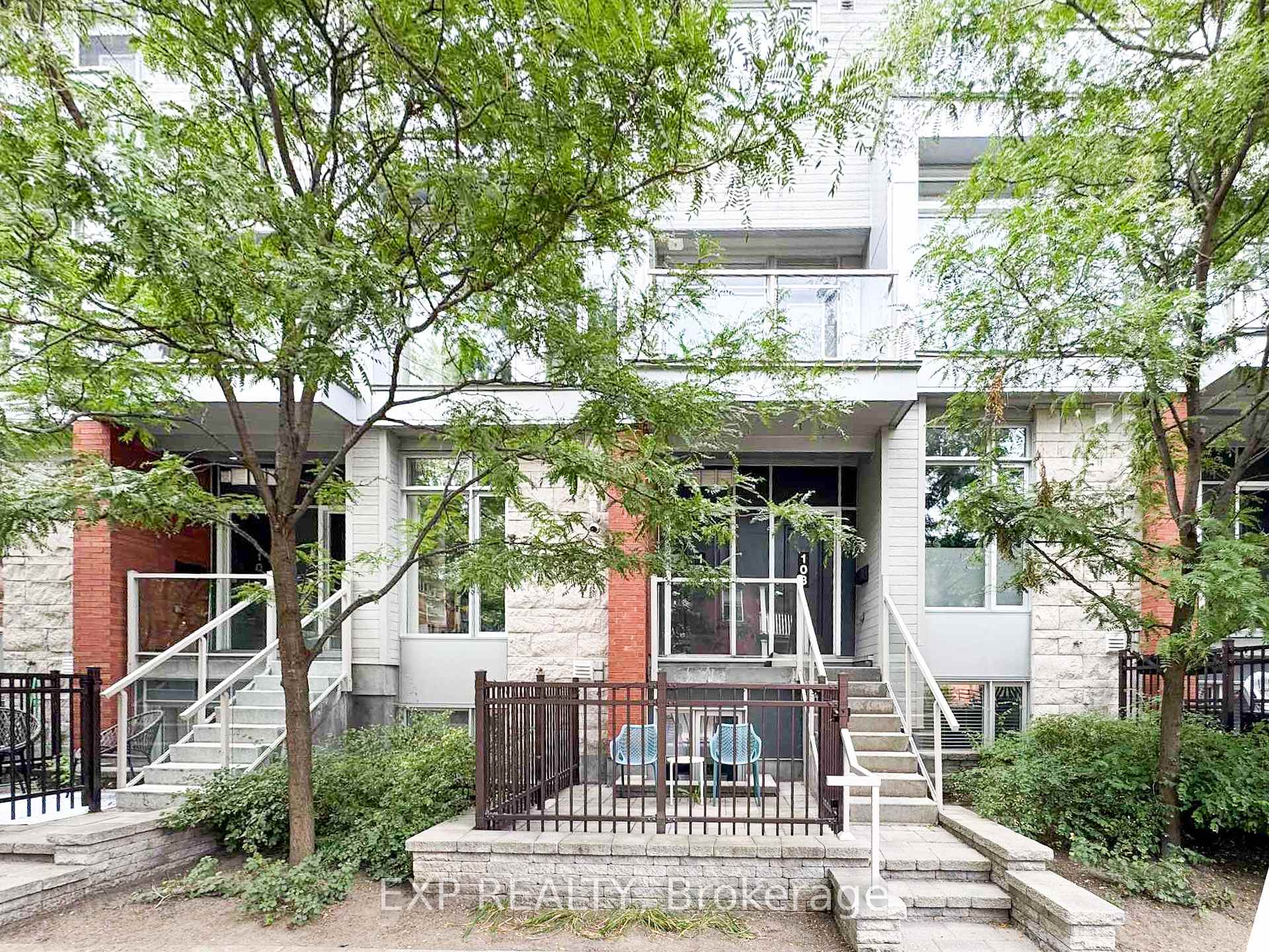 Front of 106 Holmwood Avenue