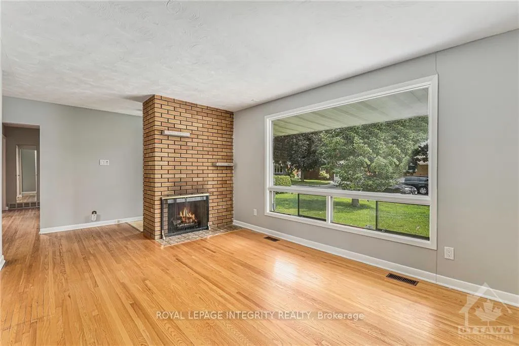 Photo 4 of 2305 Ryan Drive, Ottawa, Queensway Terrace South/Ridgeview — HOMEH