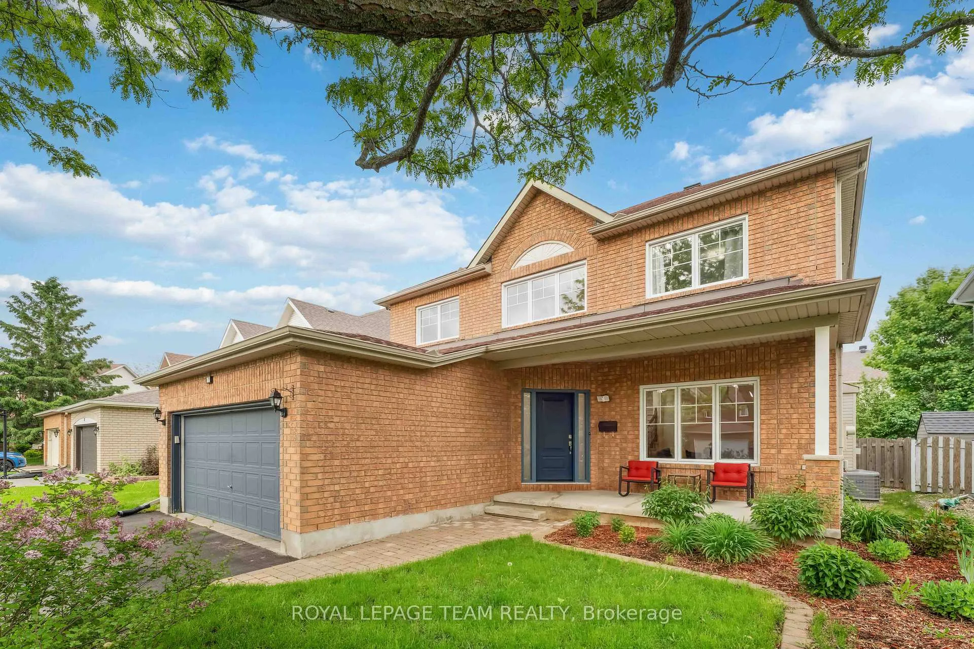 Photo 2 of 39 Vermont Avenue, Ottawa, Barrhaven East — HOMEH