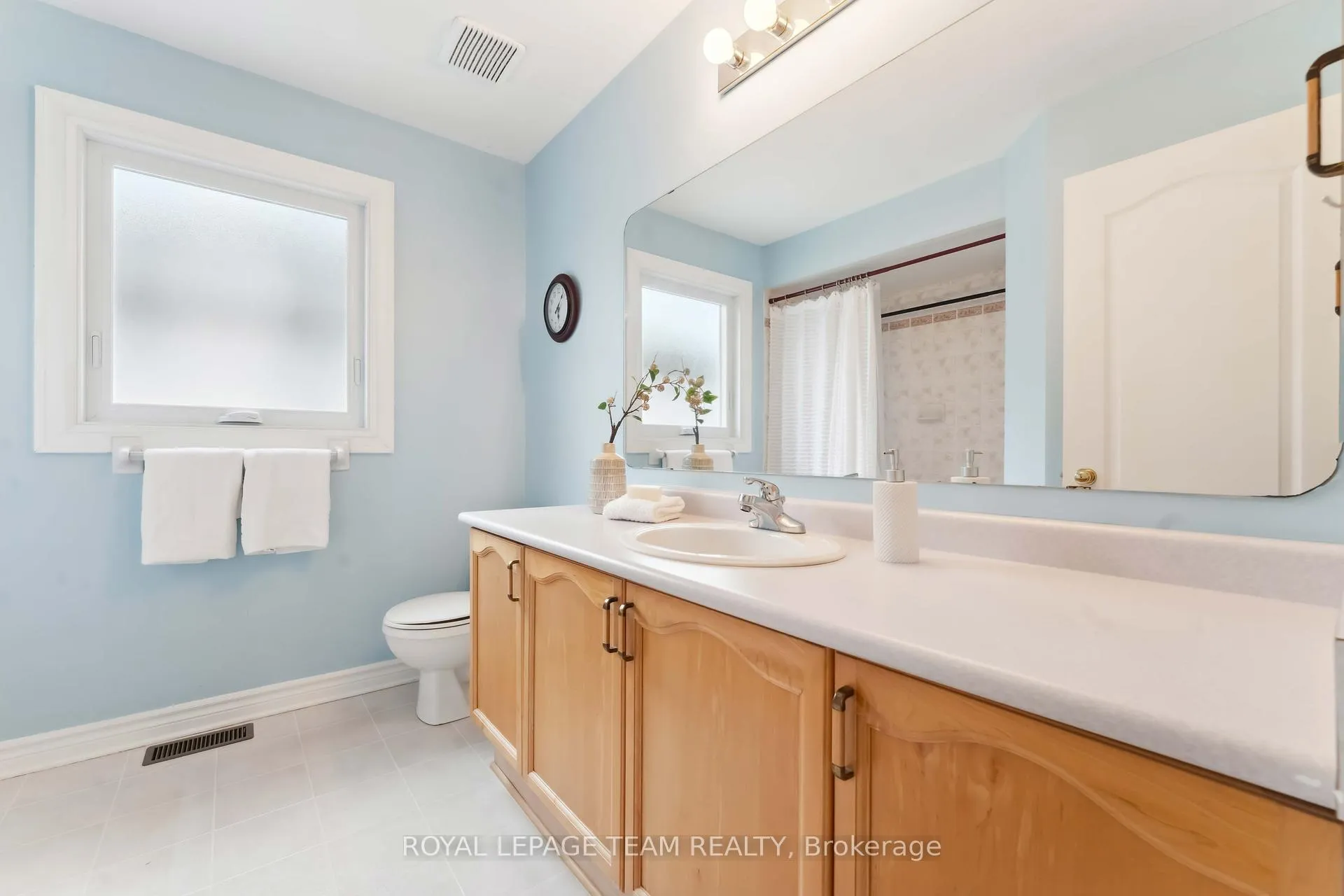 Photo 34 of 39 Vermont Avenue, Ottawa, Barrhaven East — HOMEH