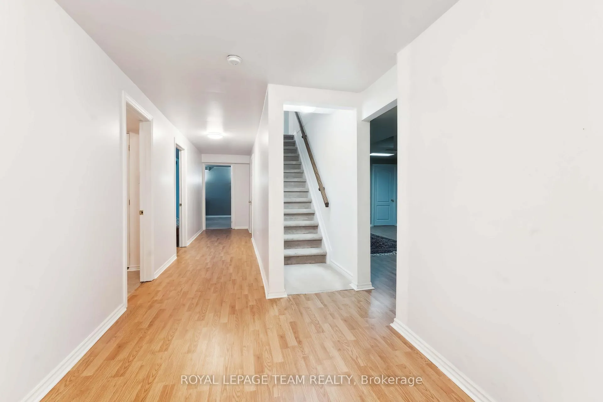 Photo 37 of 39 Vermont Avenue, Ottawa, Barrhaven East — HOMEH