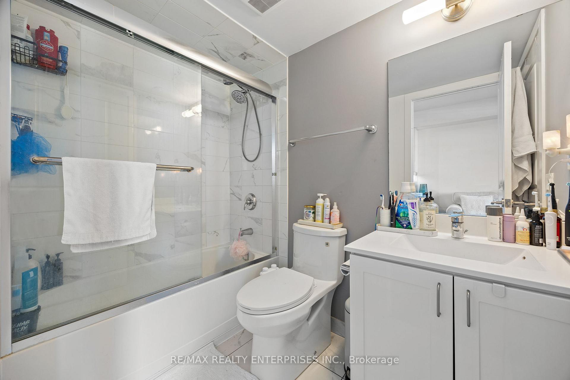 Photo 8 of Unit 1508, 1215 Bayly Street, Pickering, Bay Ridges — HOMEH