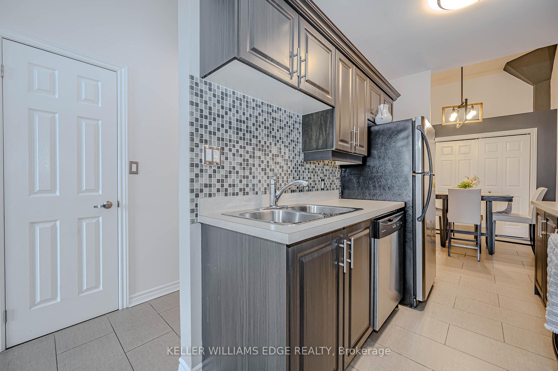Photo 14 of Unit 206, 80 King William Street, Hamilton, Beasley — HOMEH