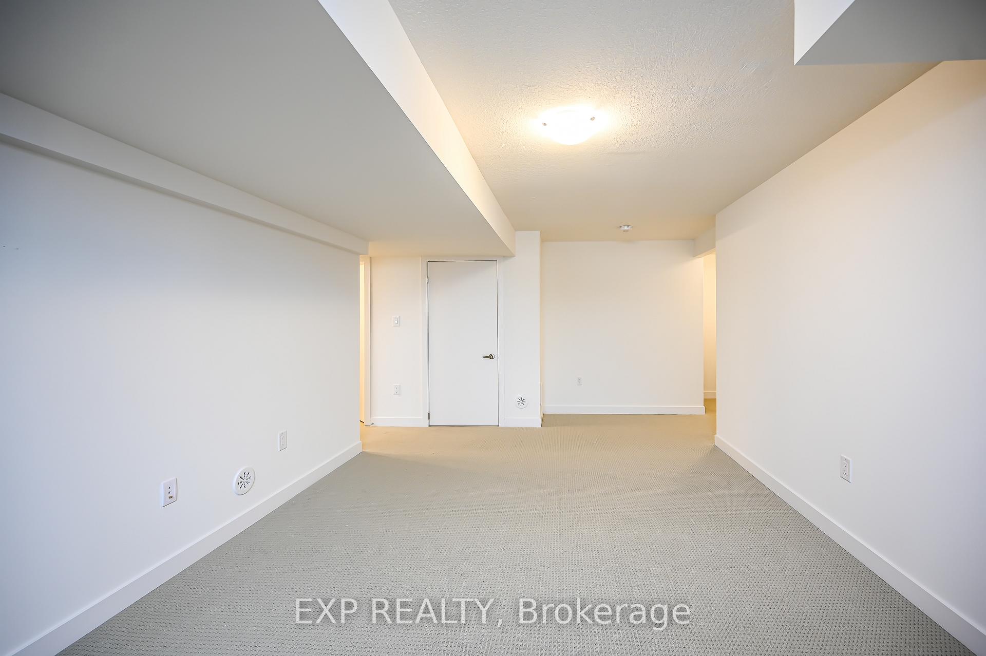 Photo 15 of Unit 35, 590 North Service Road, Hamilton, Lakeshore — HOMEH