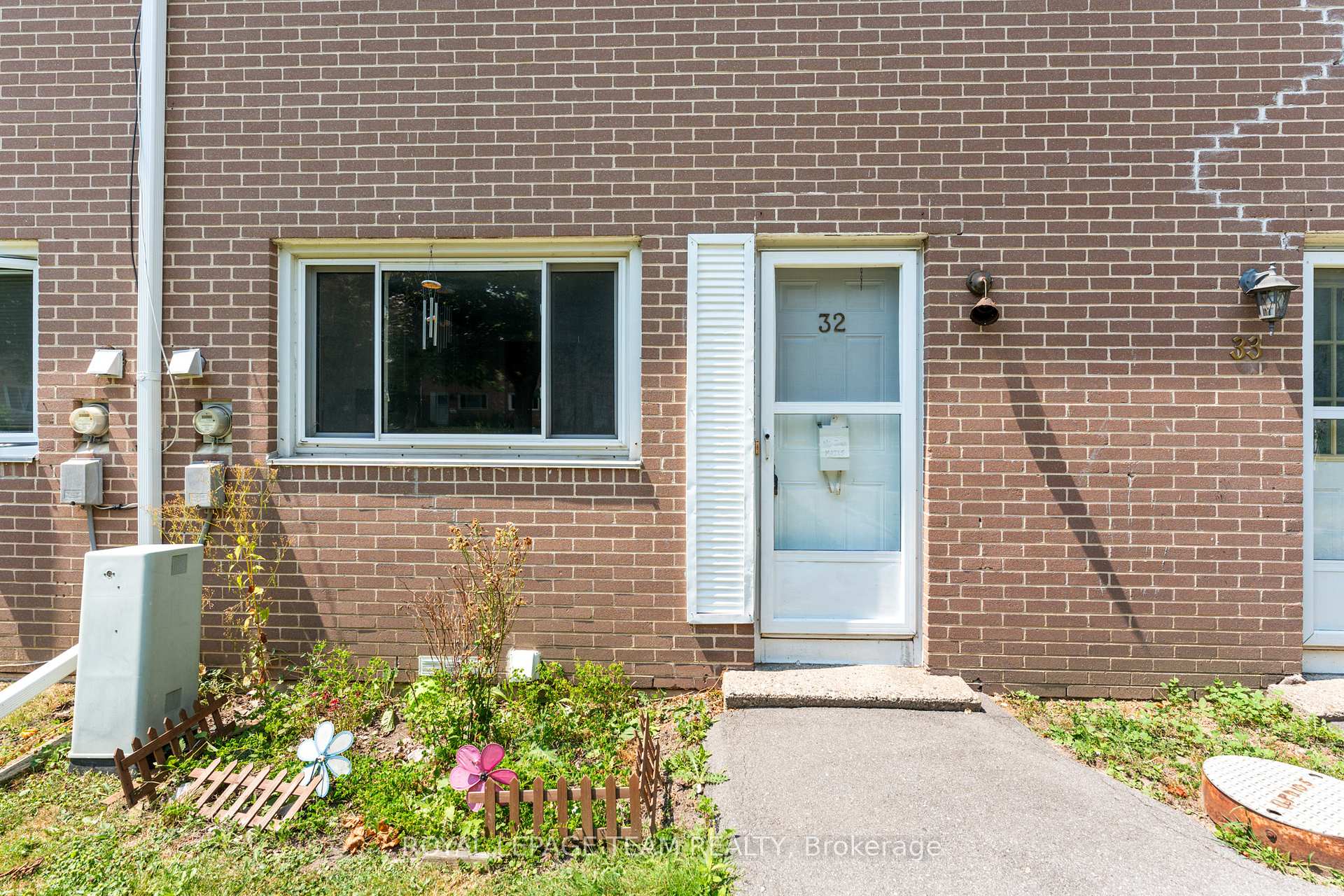 Photo 3 of Unit 32, 258 Queen Mary Road, Kingston, Central City West — HOMEH