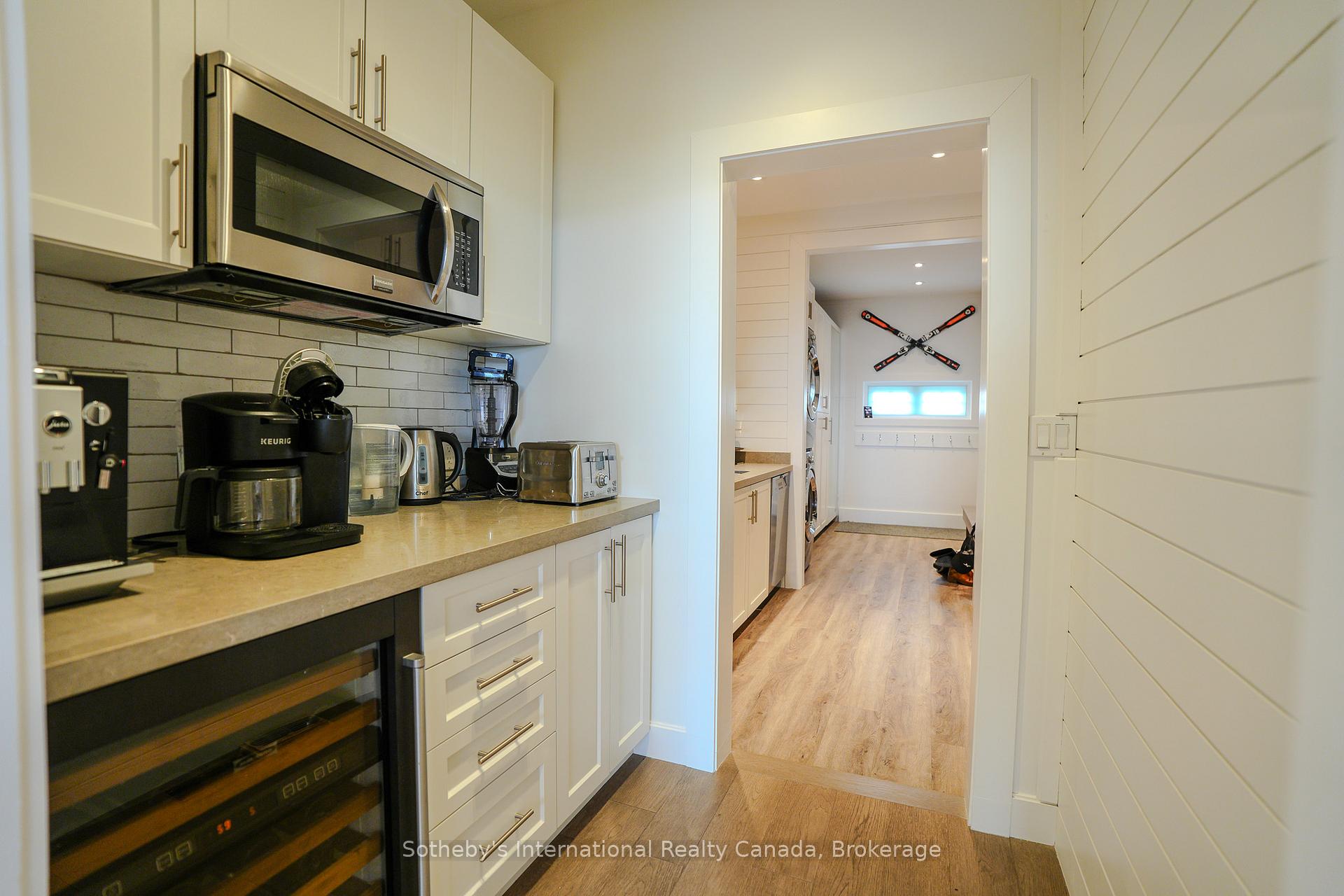 Photo 8 of 50 Waterfront Circle, Collingwood — HOMEH