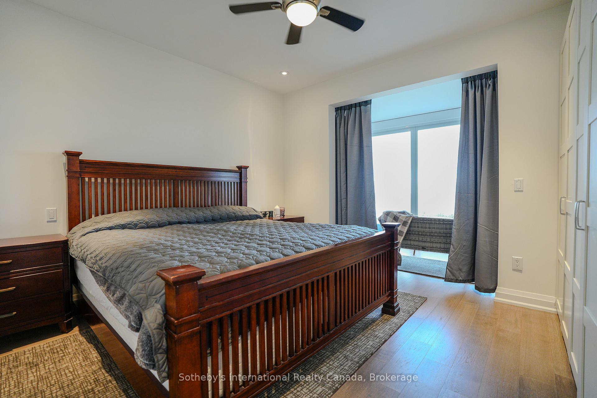 Photo 22 of 50 Waterfront Circle, Collingwood — HOMEH