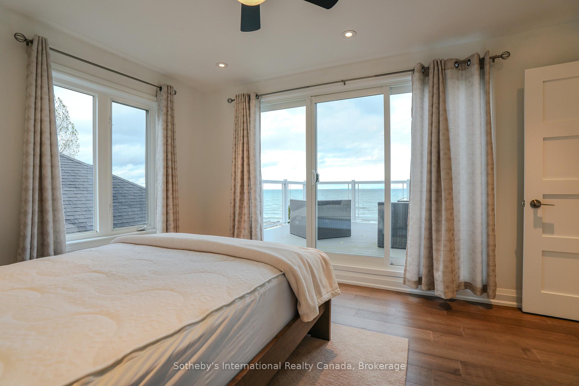 Photo 26 of 50 Waterfront Circle, Collingwood — HOMEH