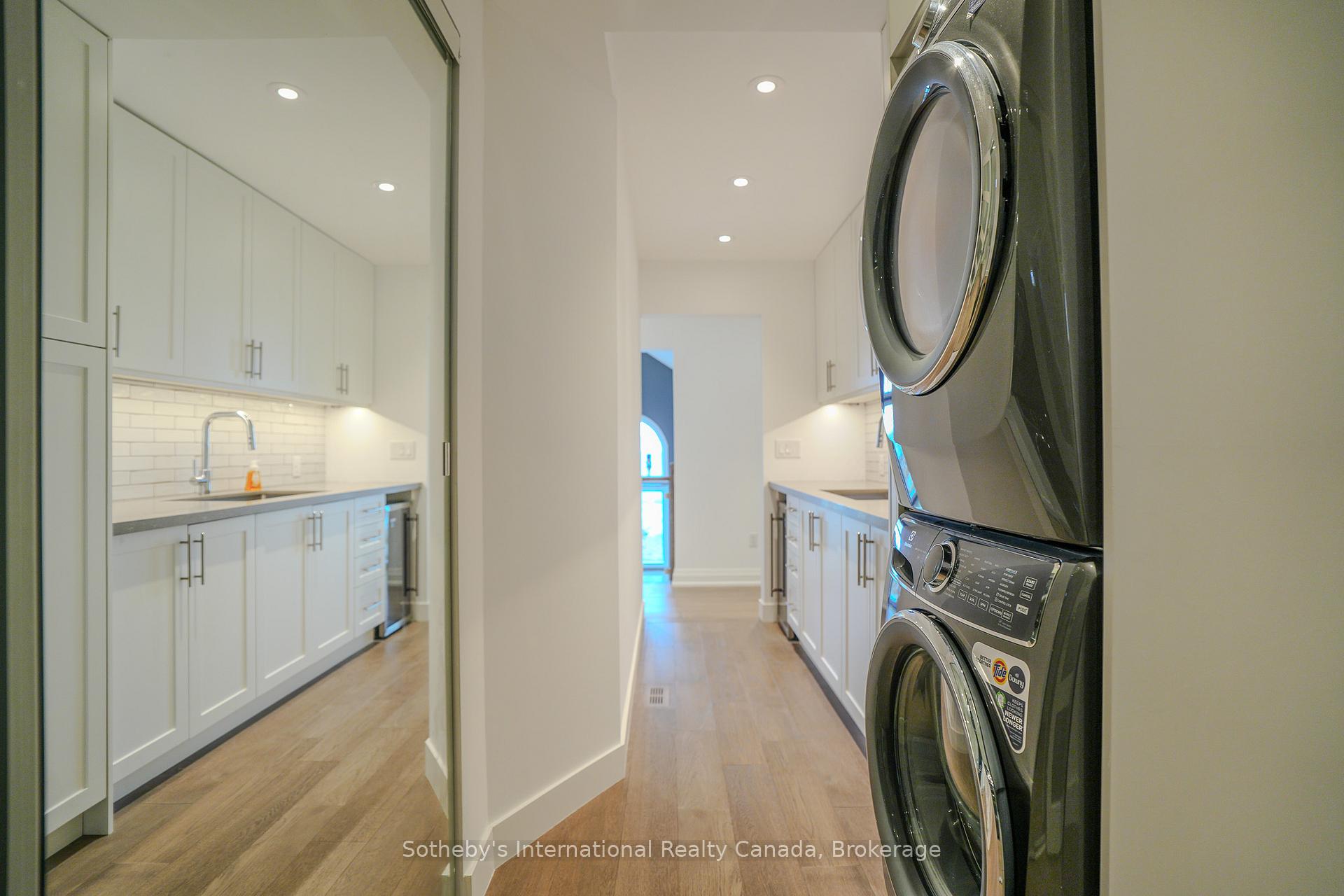Photo 28 of 50 Waterfront Circle, Collingwood — HOMEH