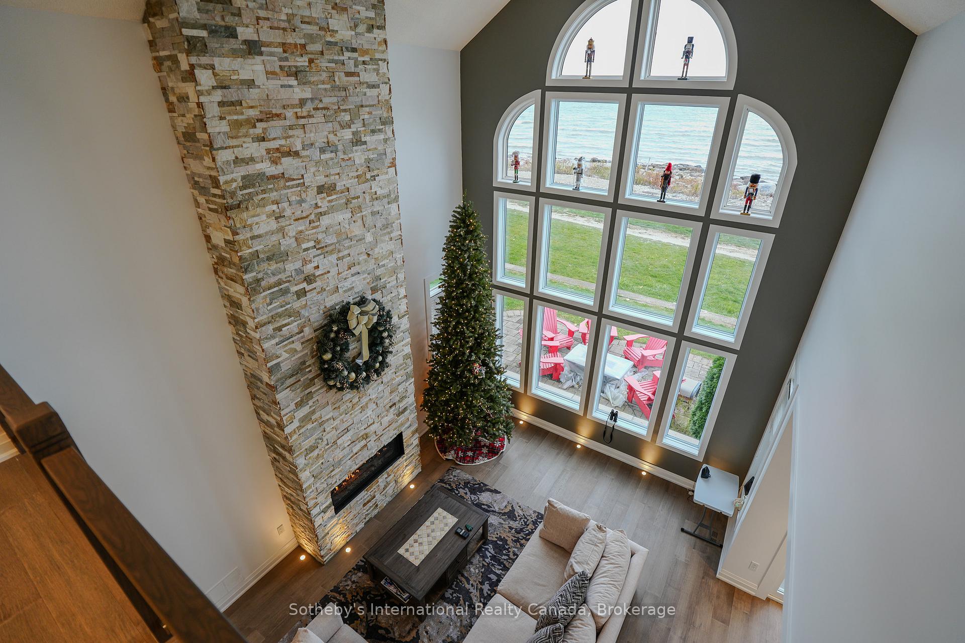 Photo 32 of 50 Waterfront Circle, Collingwood — HOMEH
