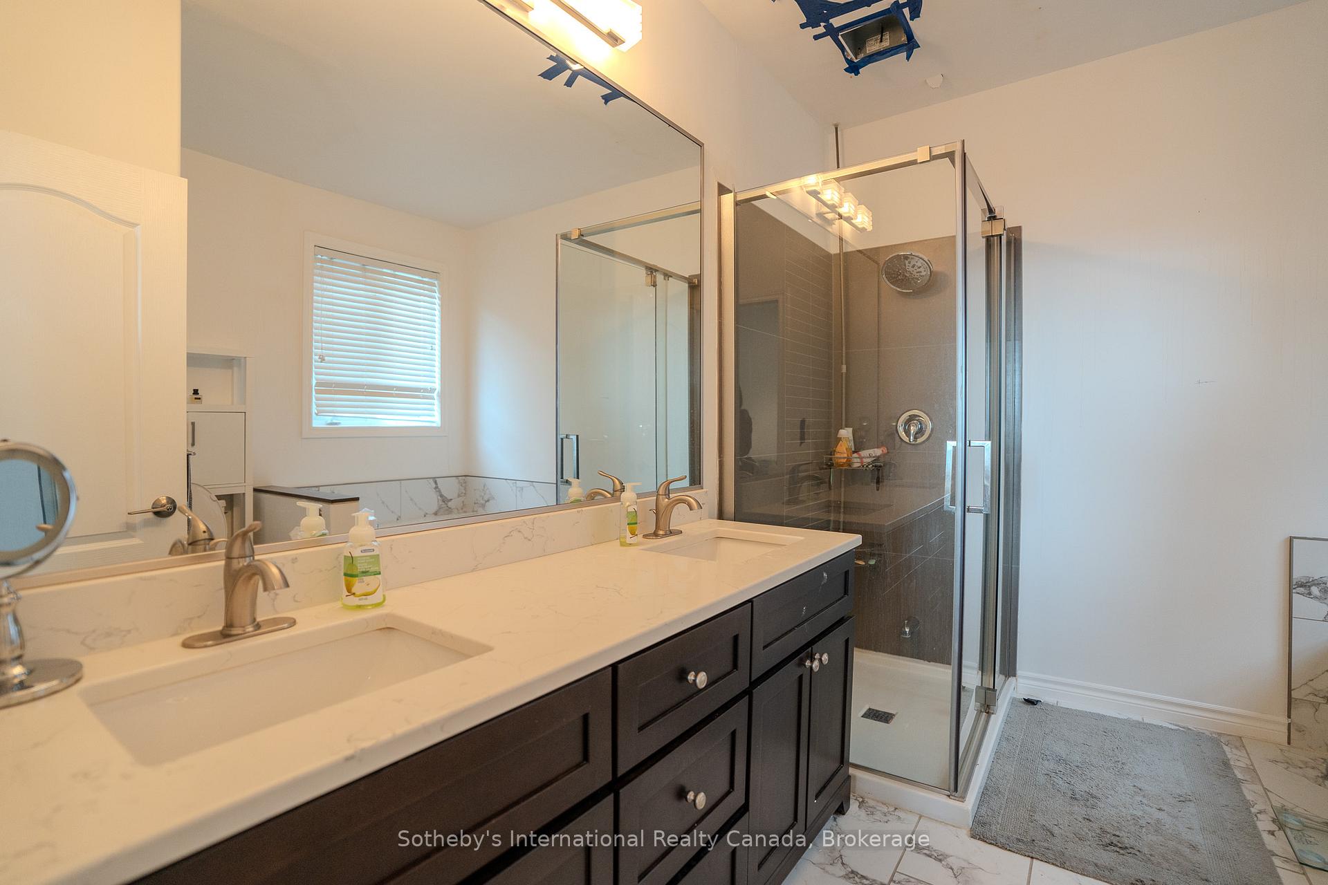Photo 33 of 50 Waterfront Circle, Collingwood — HOMEH