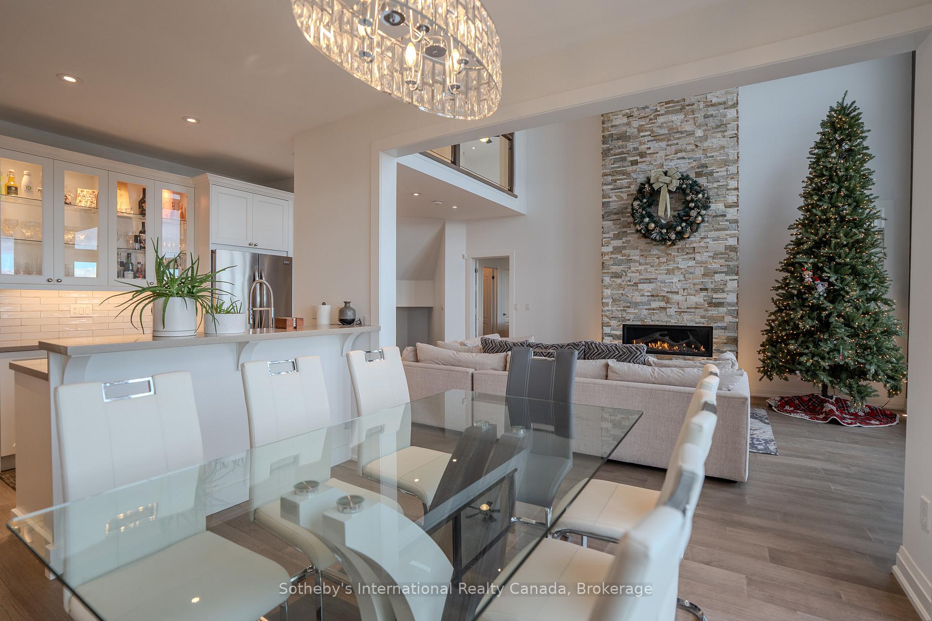 Photo 36 of 50 Waterfront Circle, Collingwood — HOMEH