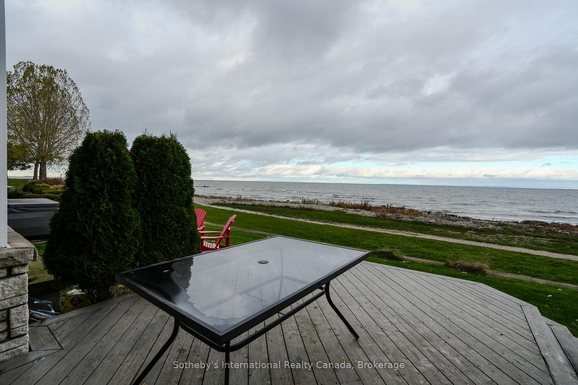 Photo 47 of 50 Waterfront Circle, Collingwood — HOMEH