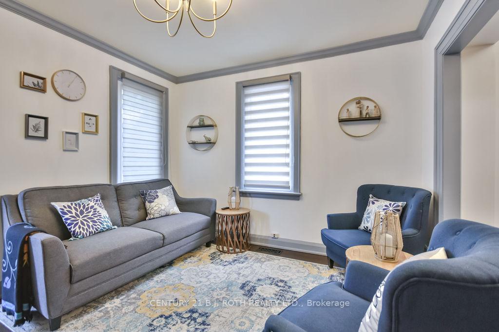 Photo 6 of 15 Thomson Street, Barrie, Queen's Park — HOMEH
