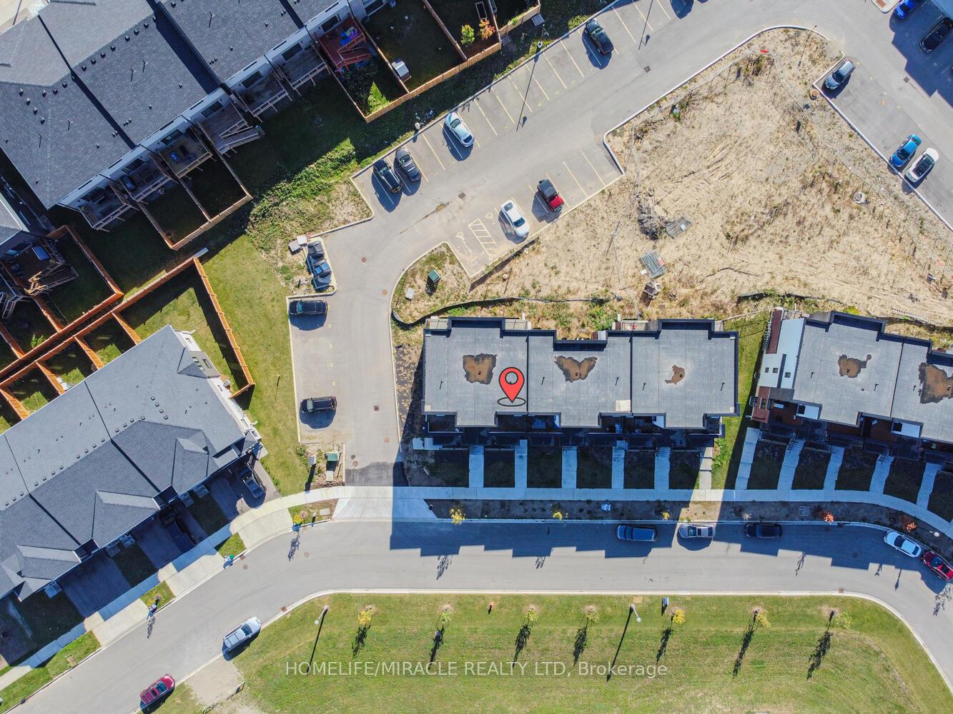Photo 4 of 289 Chapel Hill Drive, Kitchener — HOMEH