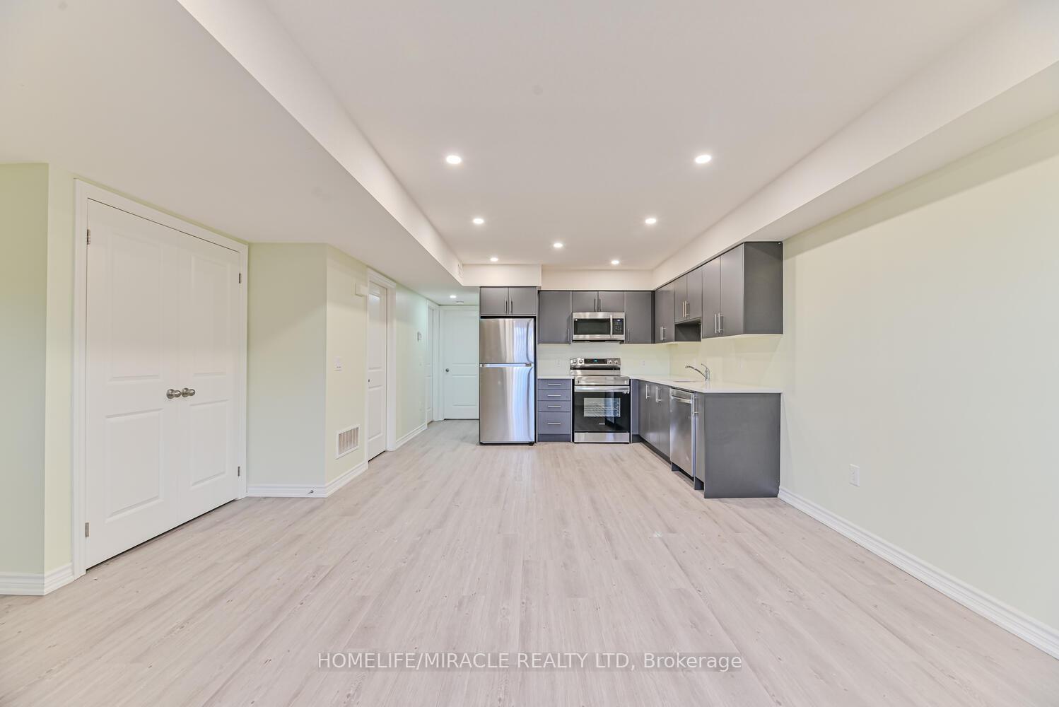 Photo 7 of 289 Chapel Hill Drive, Kitchener — HOMEH