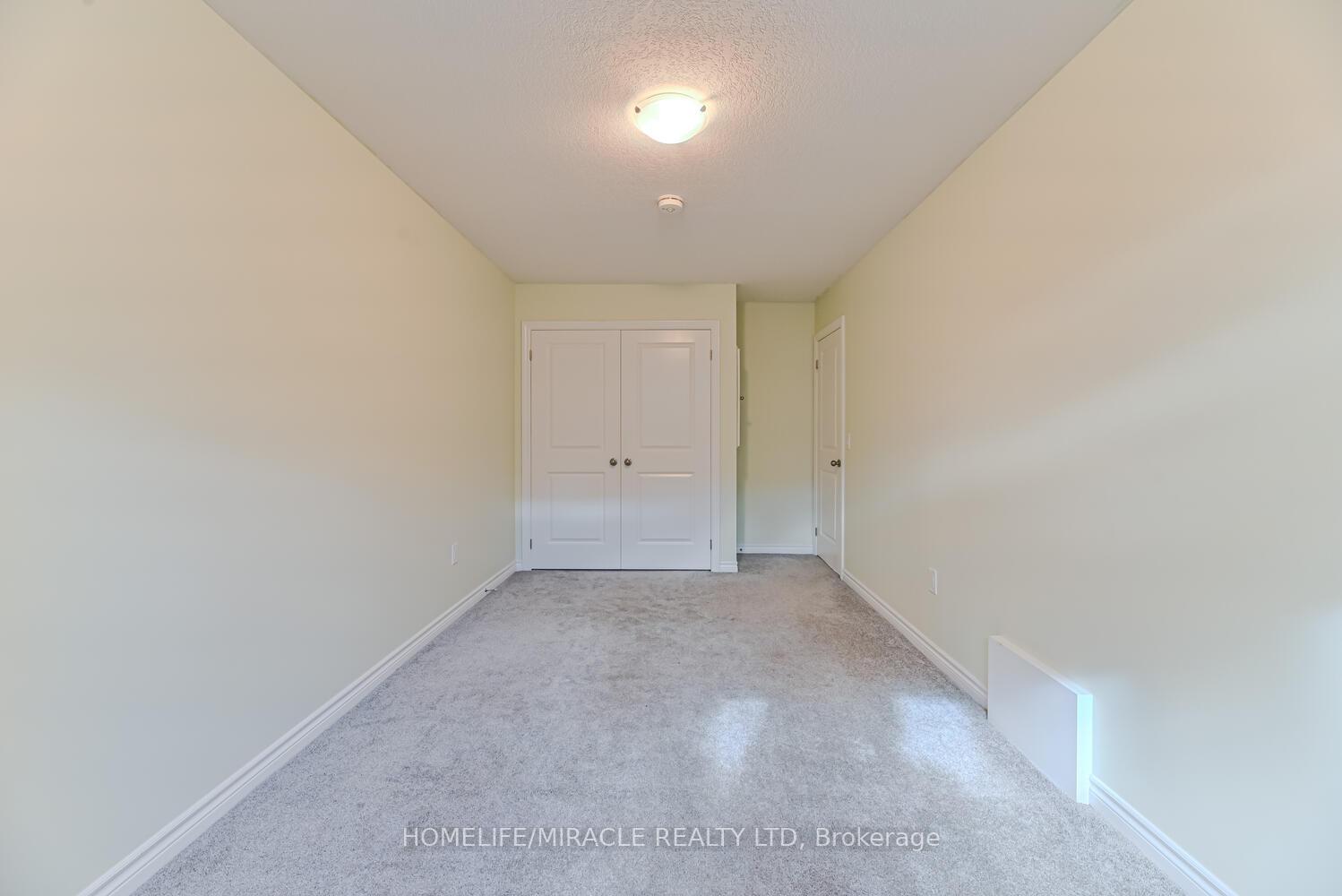 Photo 20 of 289 Chapel Hill Drive, Kitchener — HOMEH