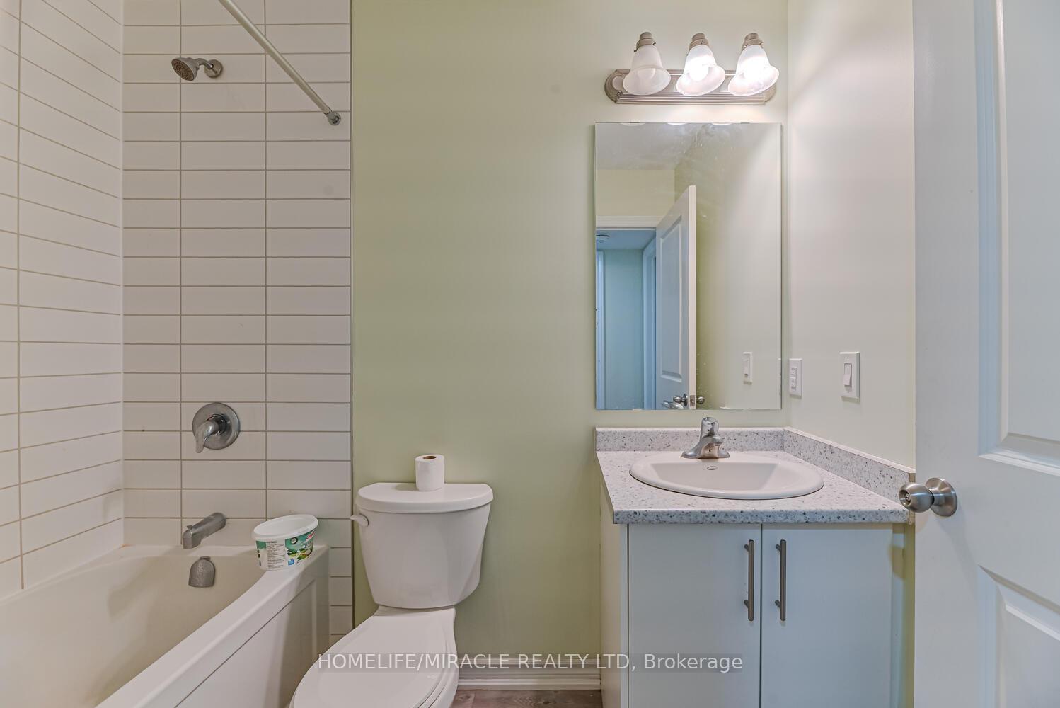 Photo 22 of 289 Chapel Hill Drive, Kitchener — HOMEH