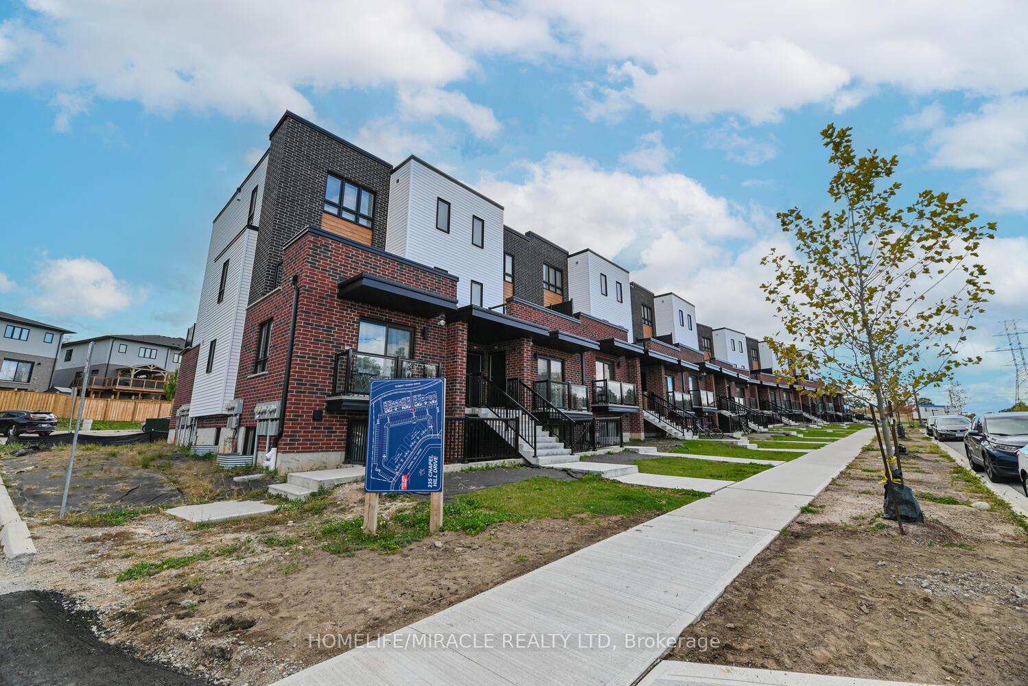 Photo 30 of 289 Chapel Hill Drive, Kitchener — HOMEH