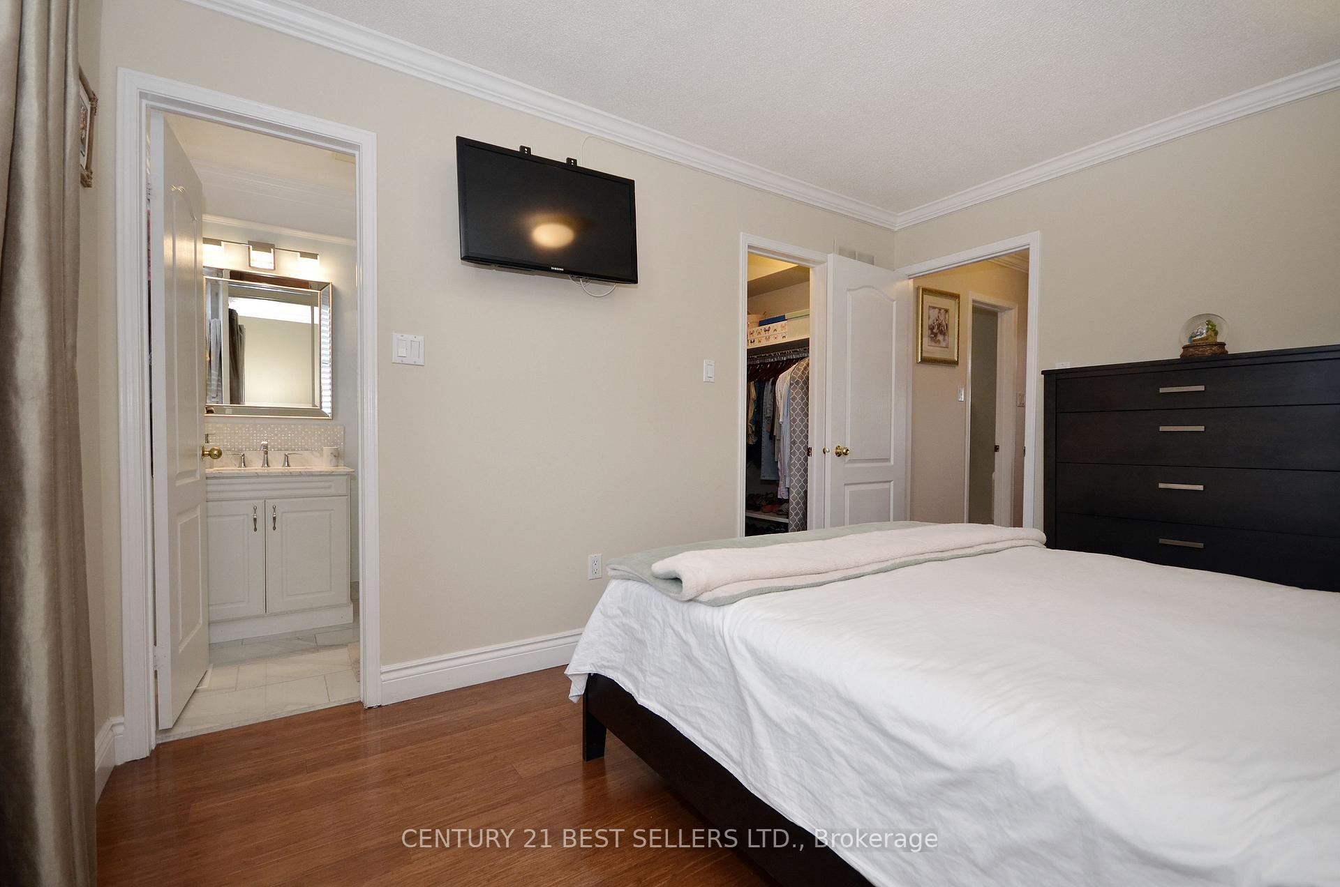 Photo 31 of 24 Tania Crescent, Vaughan, Maple — HOMEH