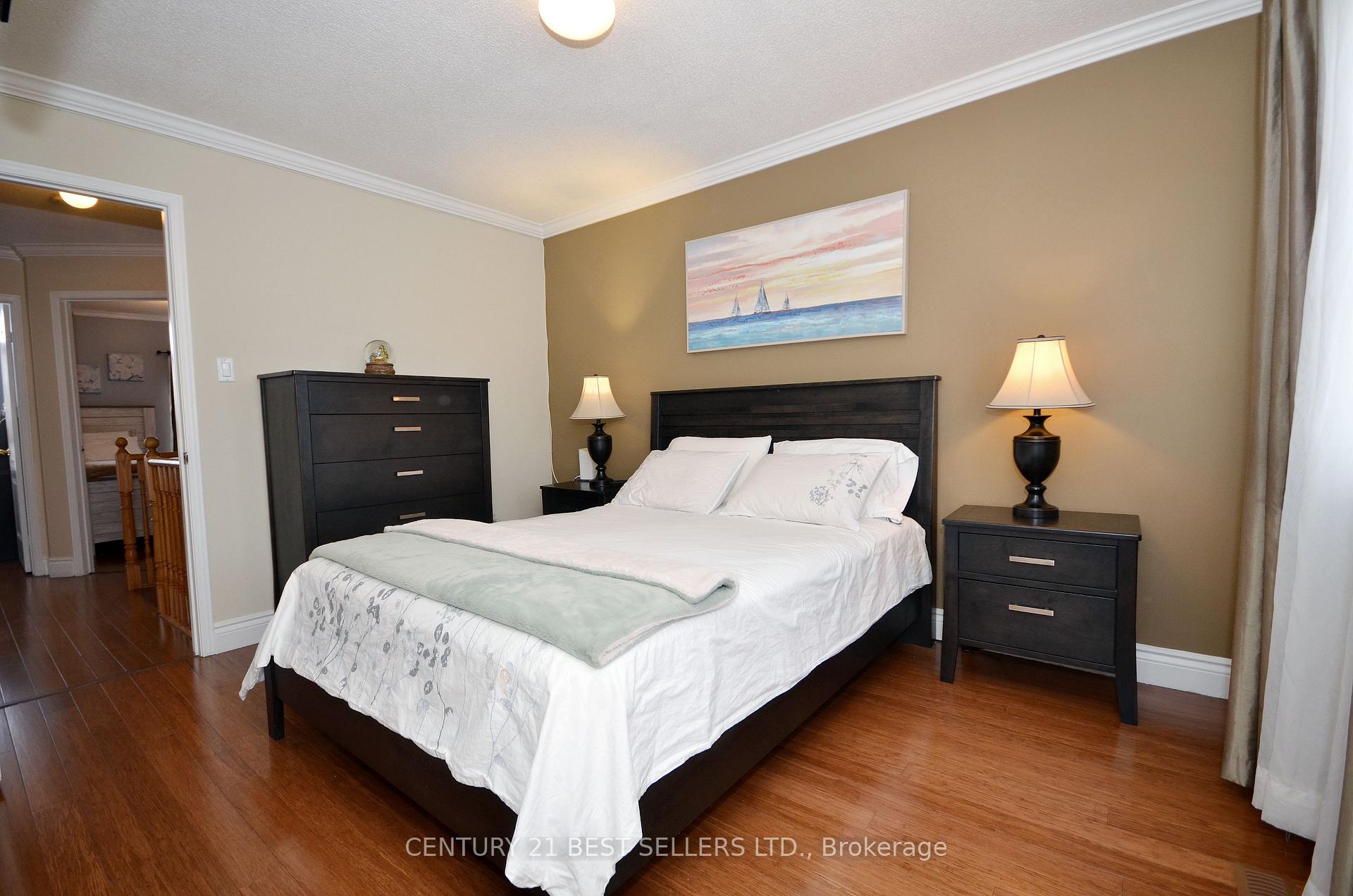 Photo 33 of 24 Tania Crescent, Vaughan, Maple — HOMEH