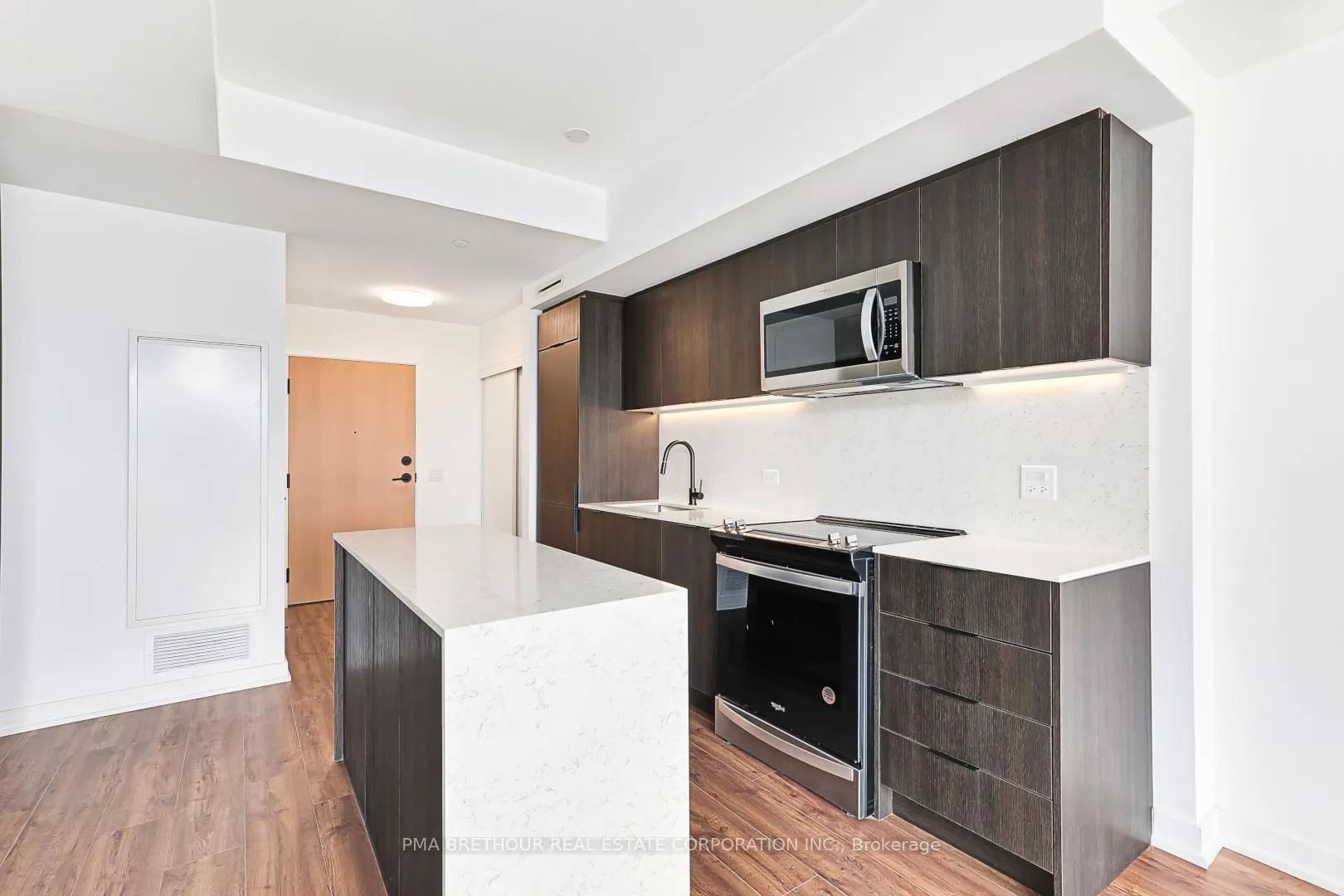 Photo 7 of Unit 212, 31 Huron Street, Collingwood — HOMEH