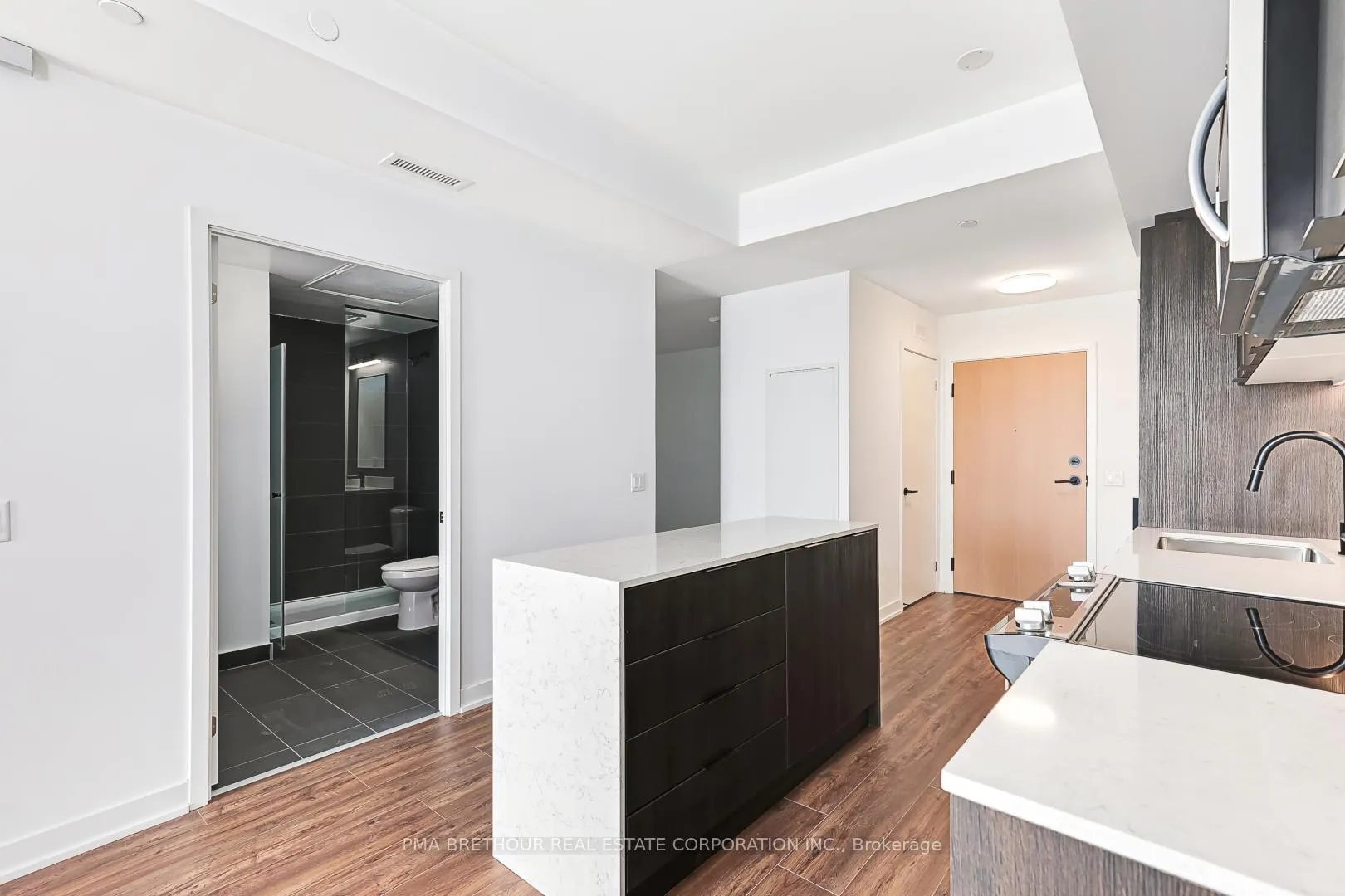 Photo 8 of Unit 212, 31 Huron Street, Collingwood — HOMEH