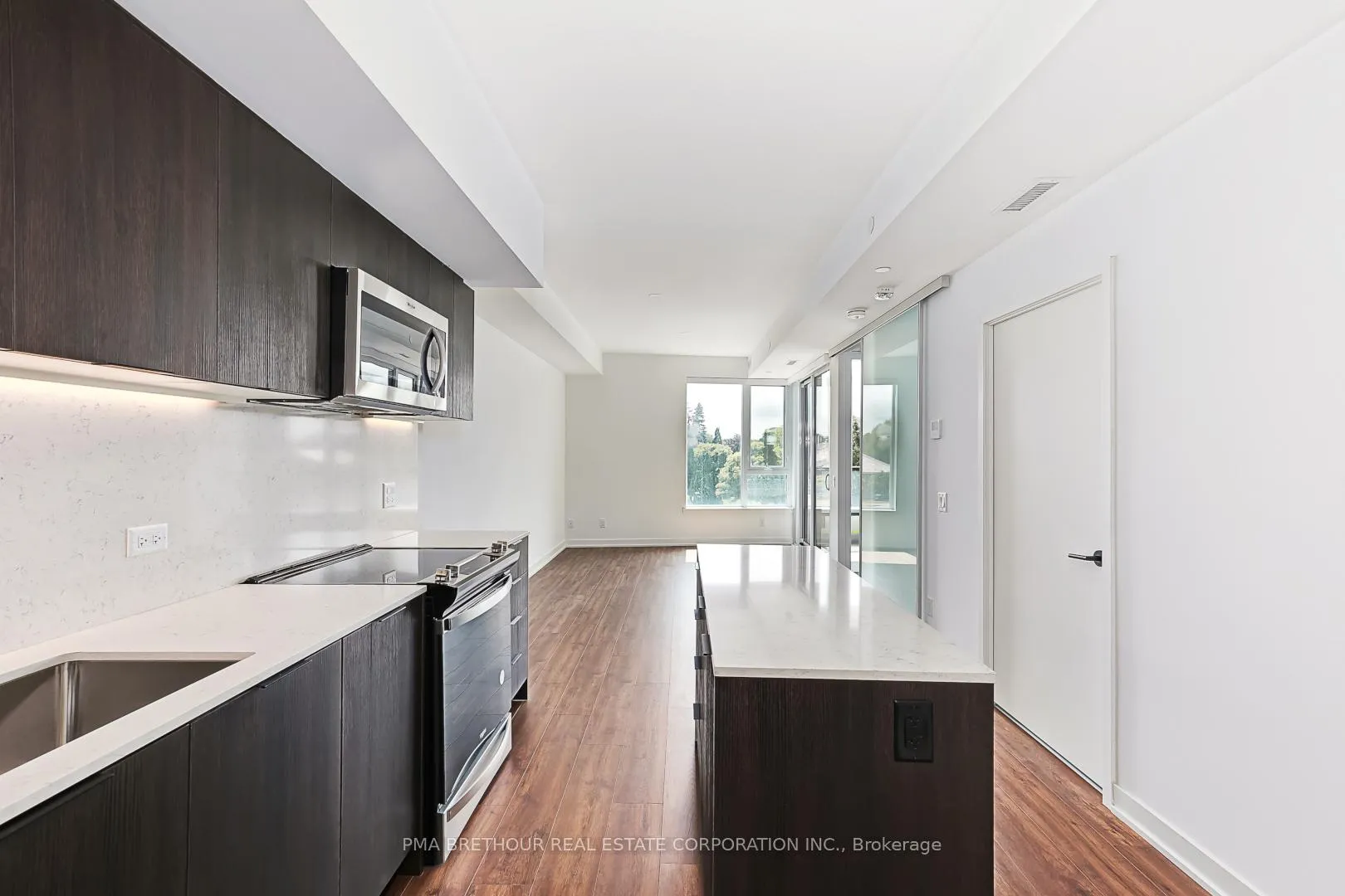 Photo 12 of Unit 212, 31 Huron Street, Collingwood — HOMEH