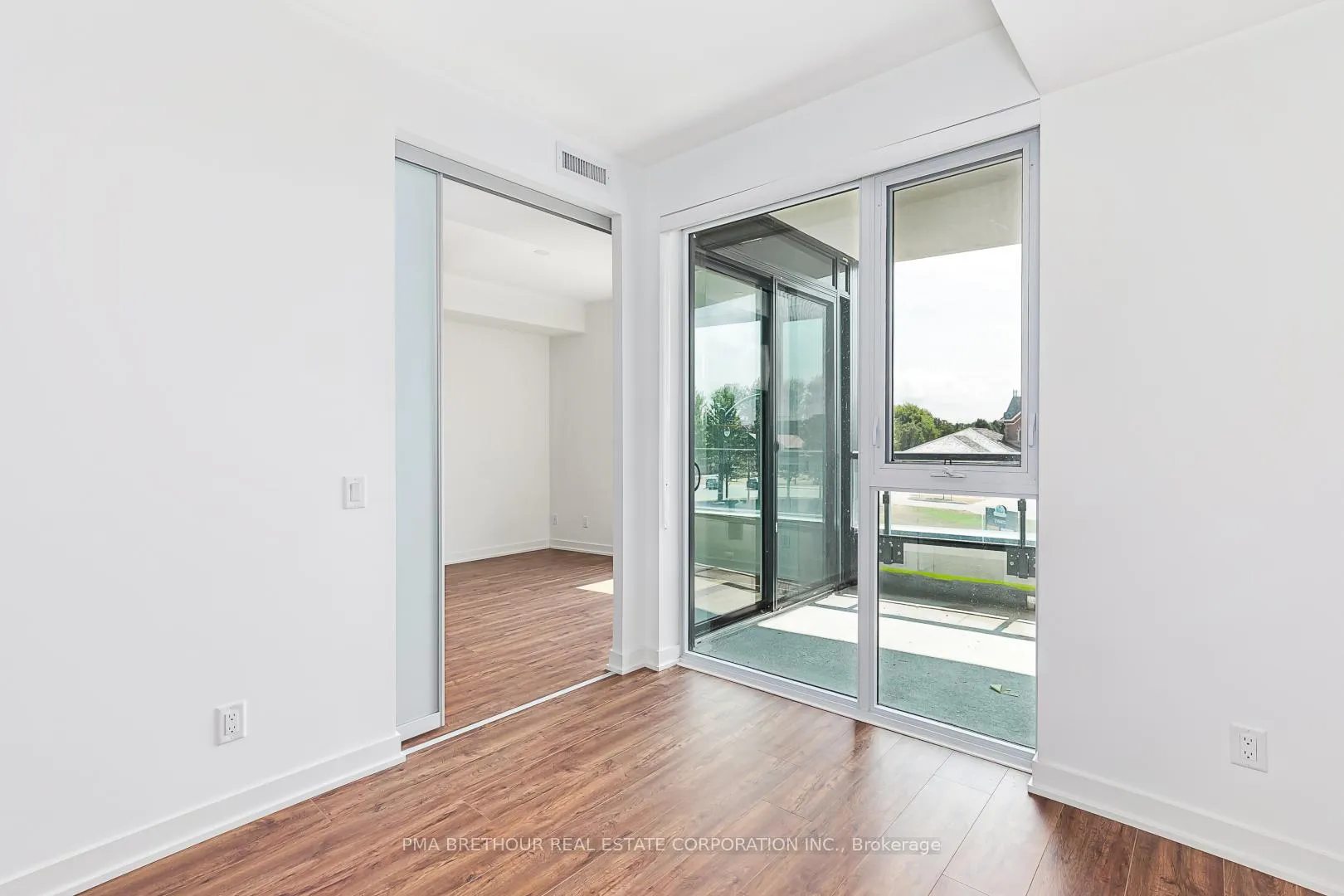 Photo 17 of Unit 212, 31 Huron Street, Collingwood — HOMEH